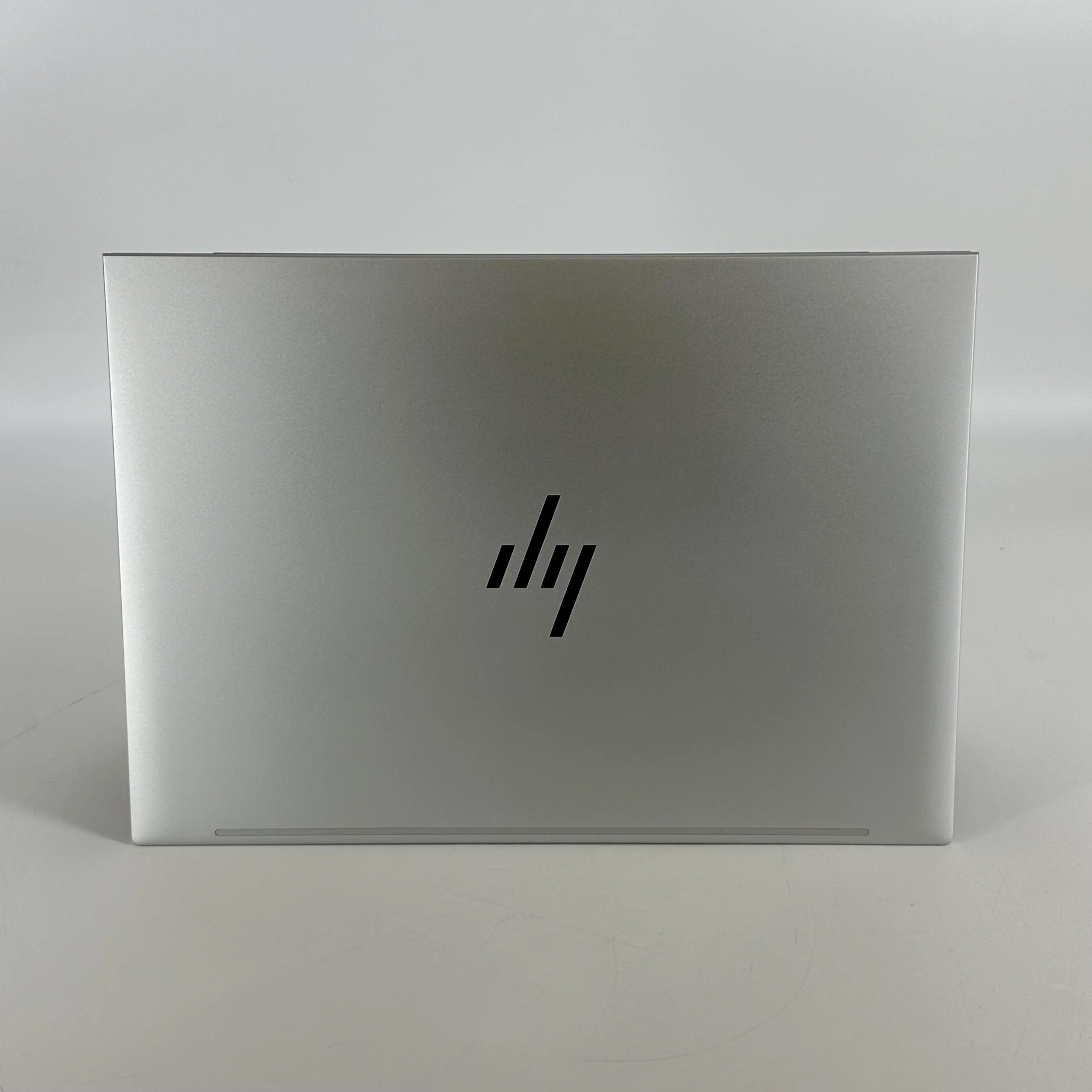 HP Elitebook 840 G9 14 Silver 1.6 GHz Intel Core i5 12th Gen. 16GB RAM 256GB Solid State Drive - Image 5
