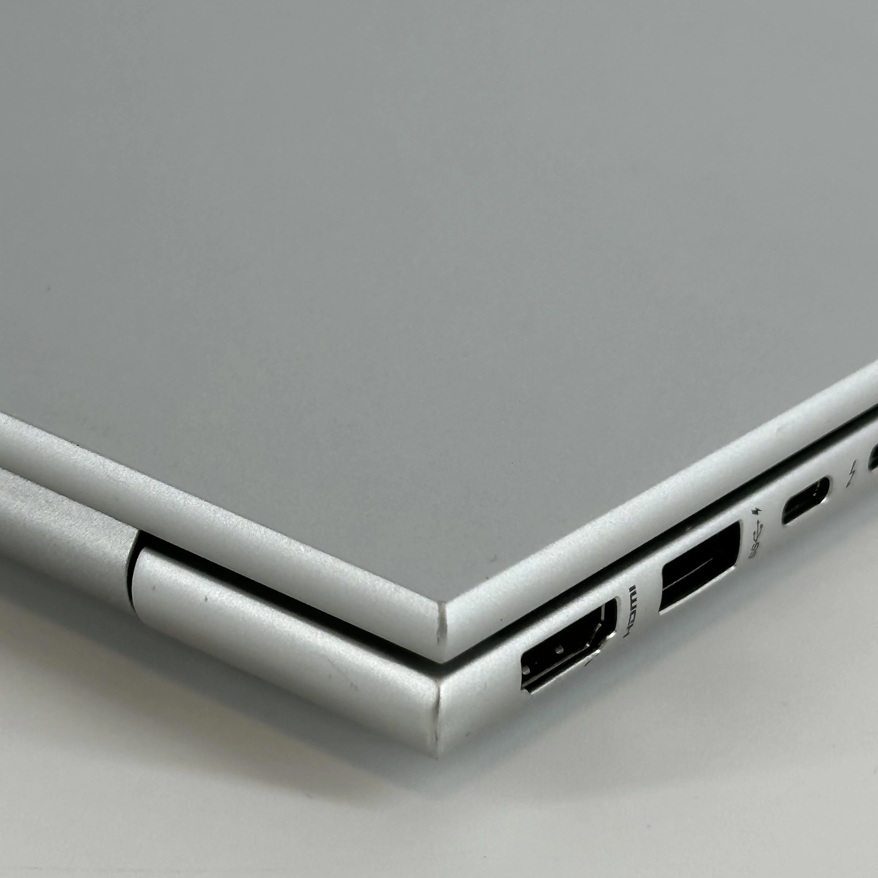 HP Elitebook 840 G9 14 Silver 1.8 GHz Intel Core i7 12th Gen. 16GB RAM 512GB Solid State Drive - Image 14