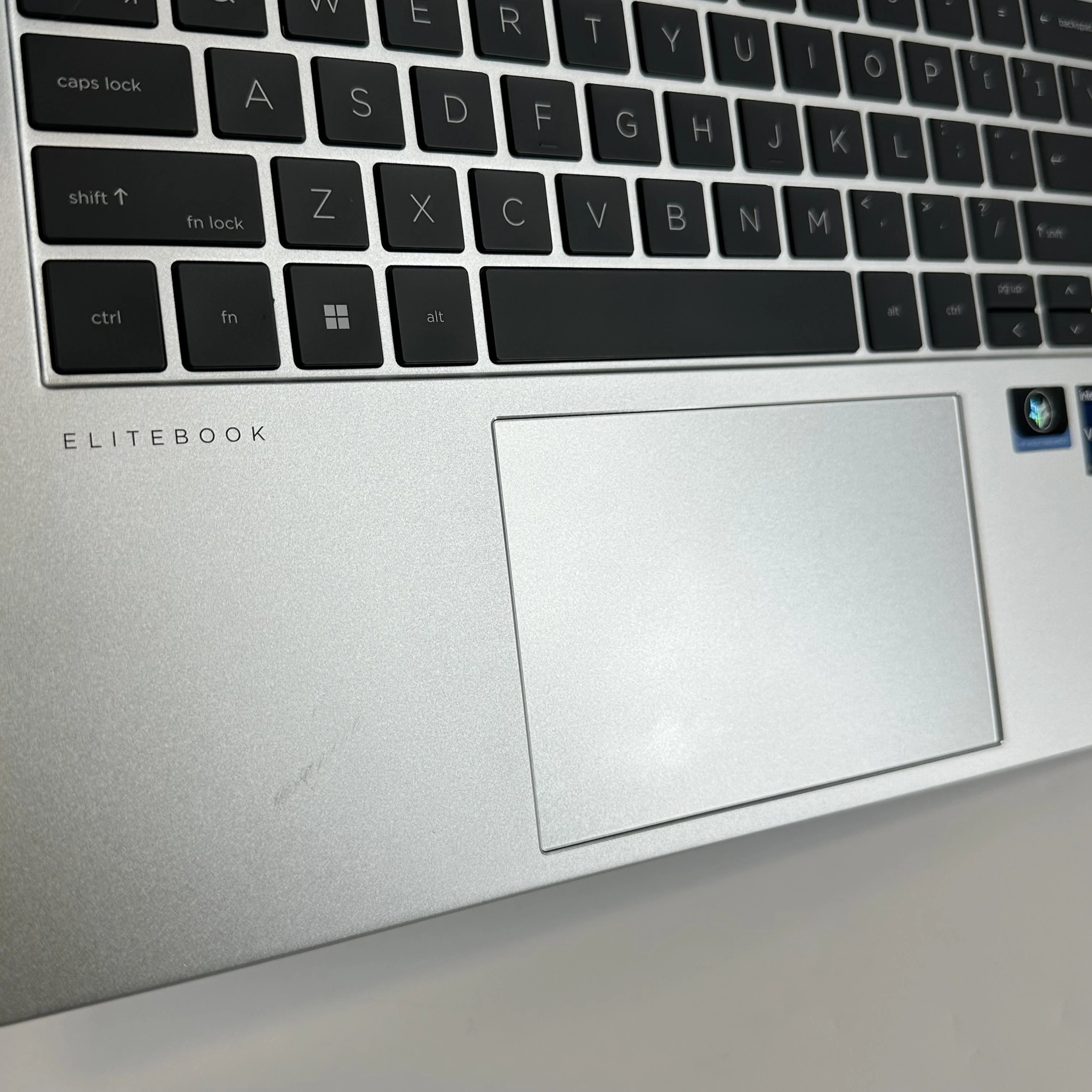 HP Elitebook 840 G9 14 Silver 1.8 GHz Intel Core i7 12th Gen. 16GB RAM 512GB Solid State Drive - Image 6