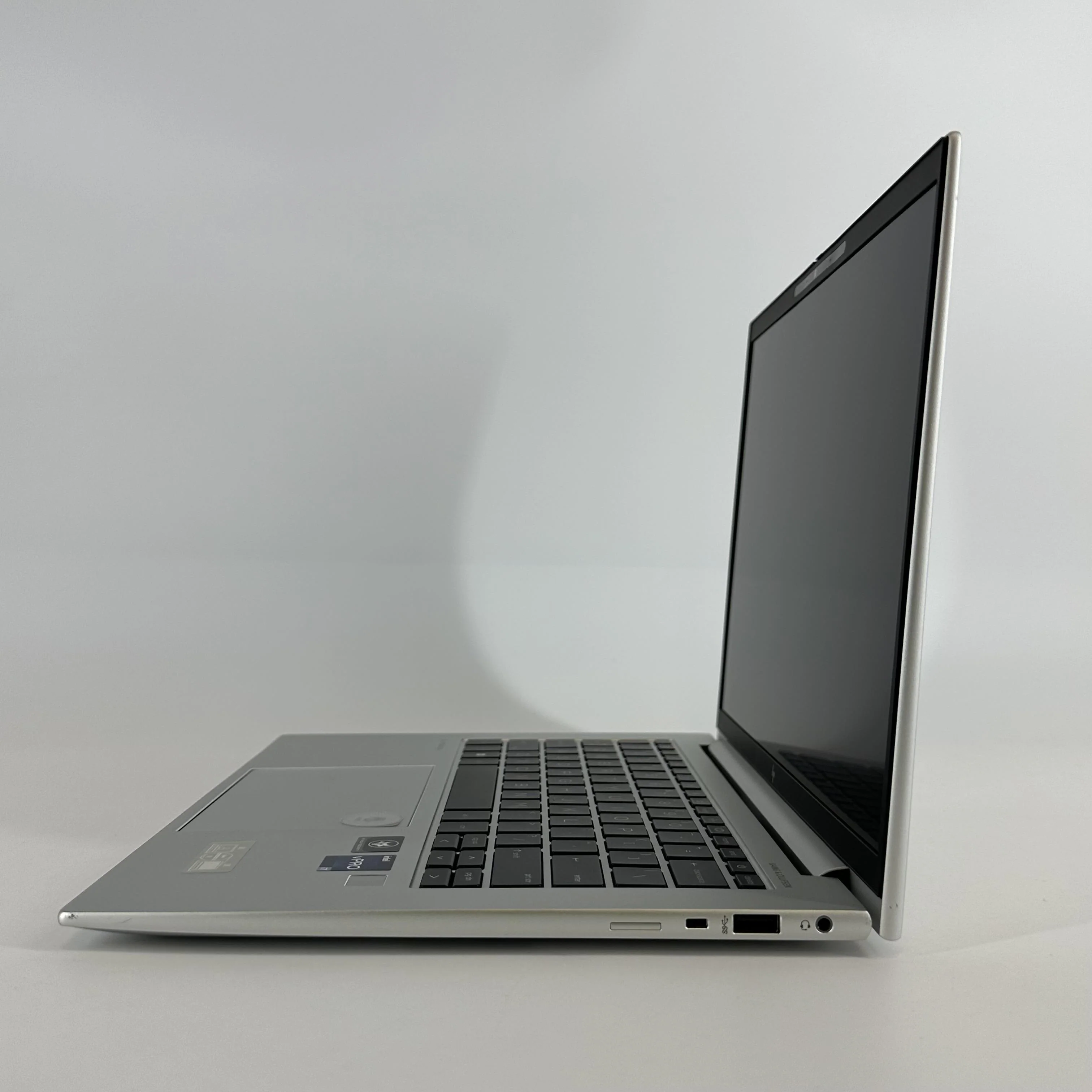 HP Elitebook 840 G9 14 Silver 1.8 GHz Intel Core i7 12th Gen. 32GB RAM 512GB Solid State Drive - Image 4
