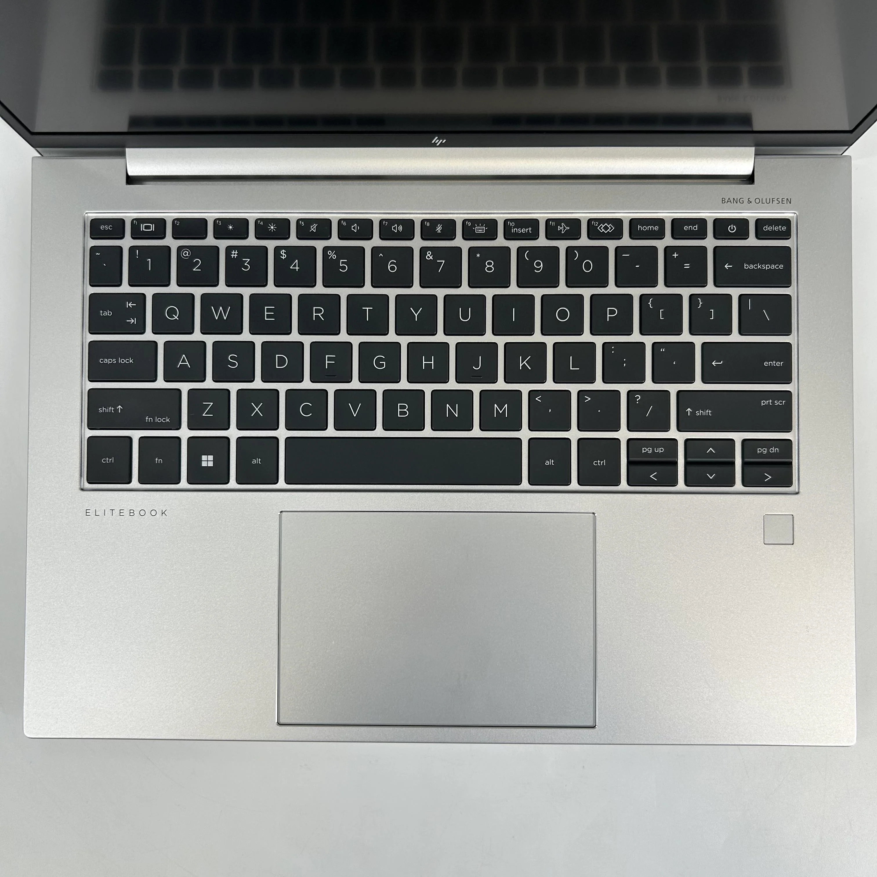 HP Elitebook 845 G10 14 Silver 3.3 GHz AMD Ryzen 7 Pro 7840U 16GB RAM 512GB Solid State Drive - Image 2