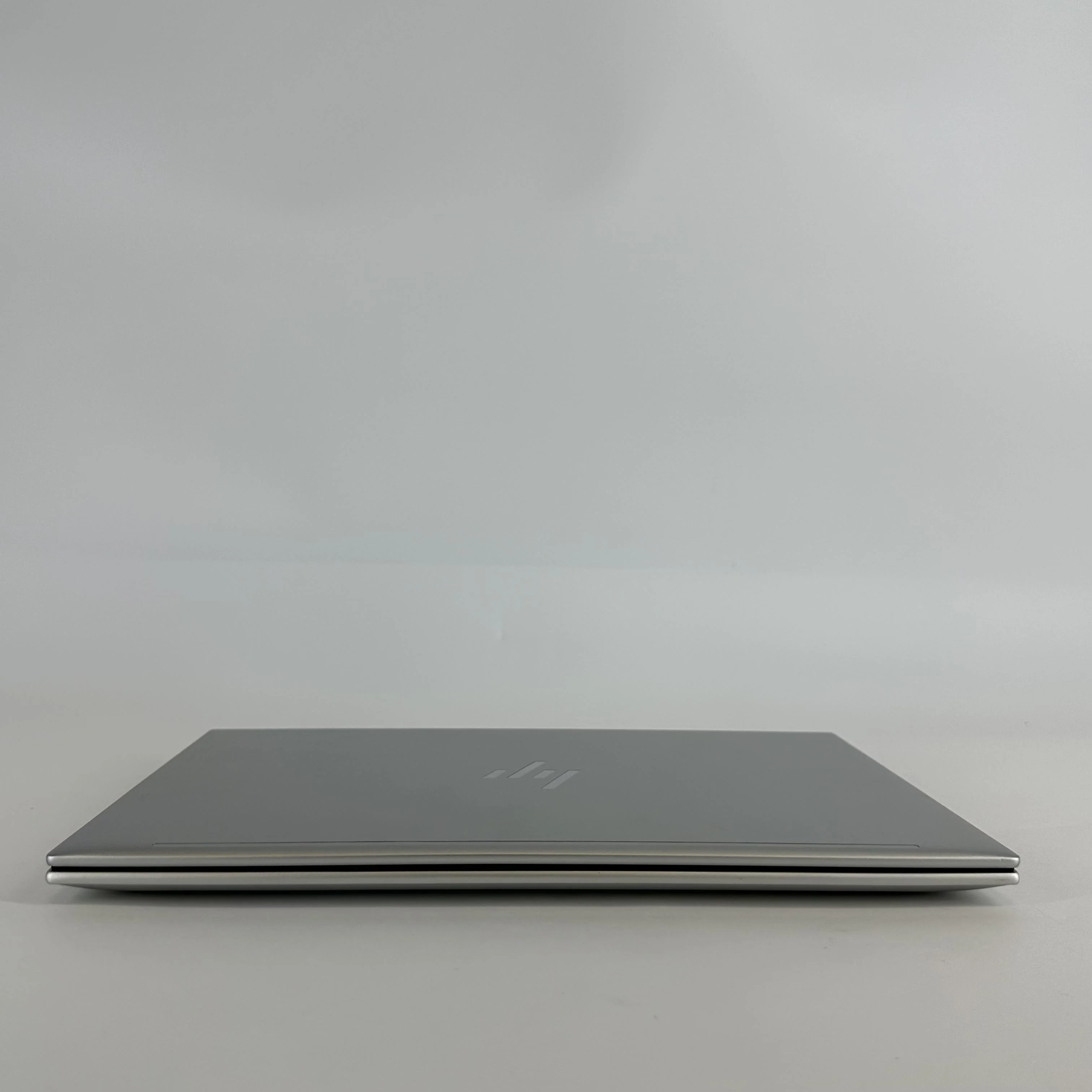 HP Elitebook 845 G10 14 Silver 3.3 GHz AMD Ryzen 7 Pro 7840U 16GB RAM 512GB Solid State Drive - Image 9