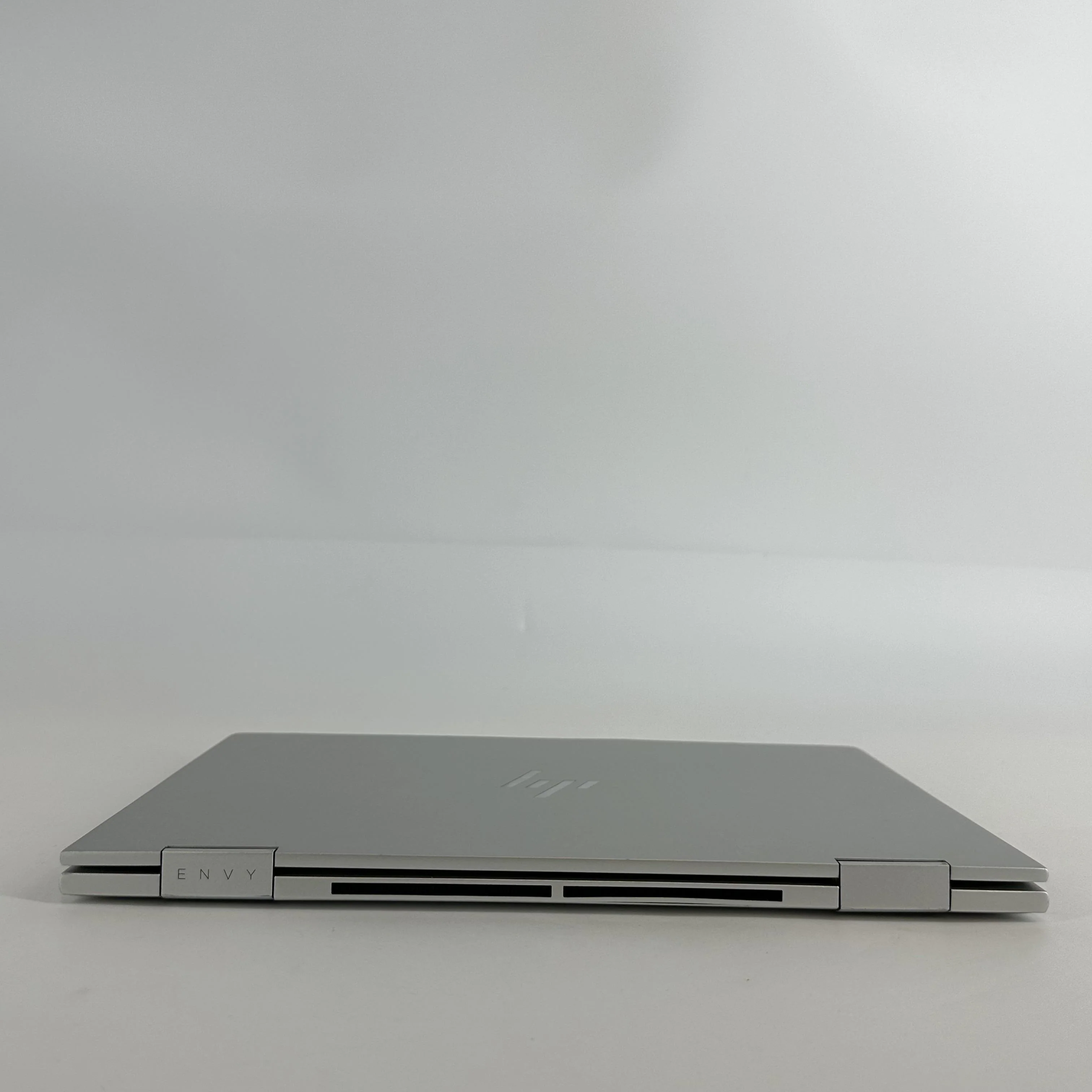HP Envy 13 Silver 1.1 GHz Intel Core i7 12th Gen. 8GB RAM 512GB Solid State Drive - Image 13
