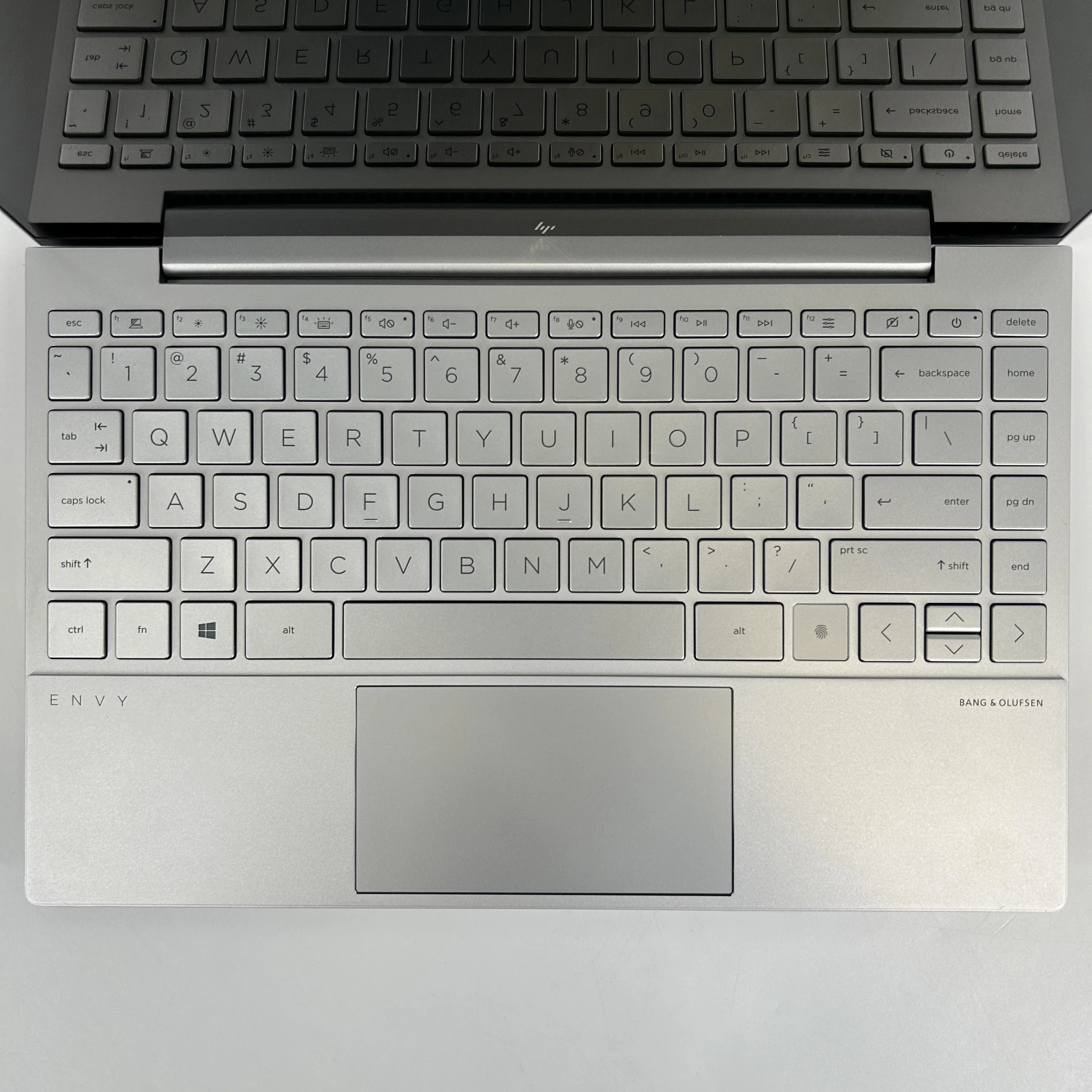 HP Envy 13 Silver 2.4 GHz Intel Core i5 11th Gen. 16GB RAM 512GB Solid State Drive - Image 2