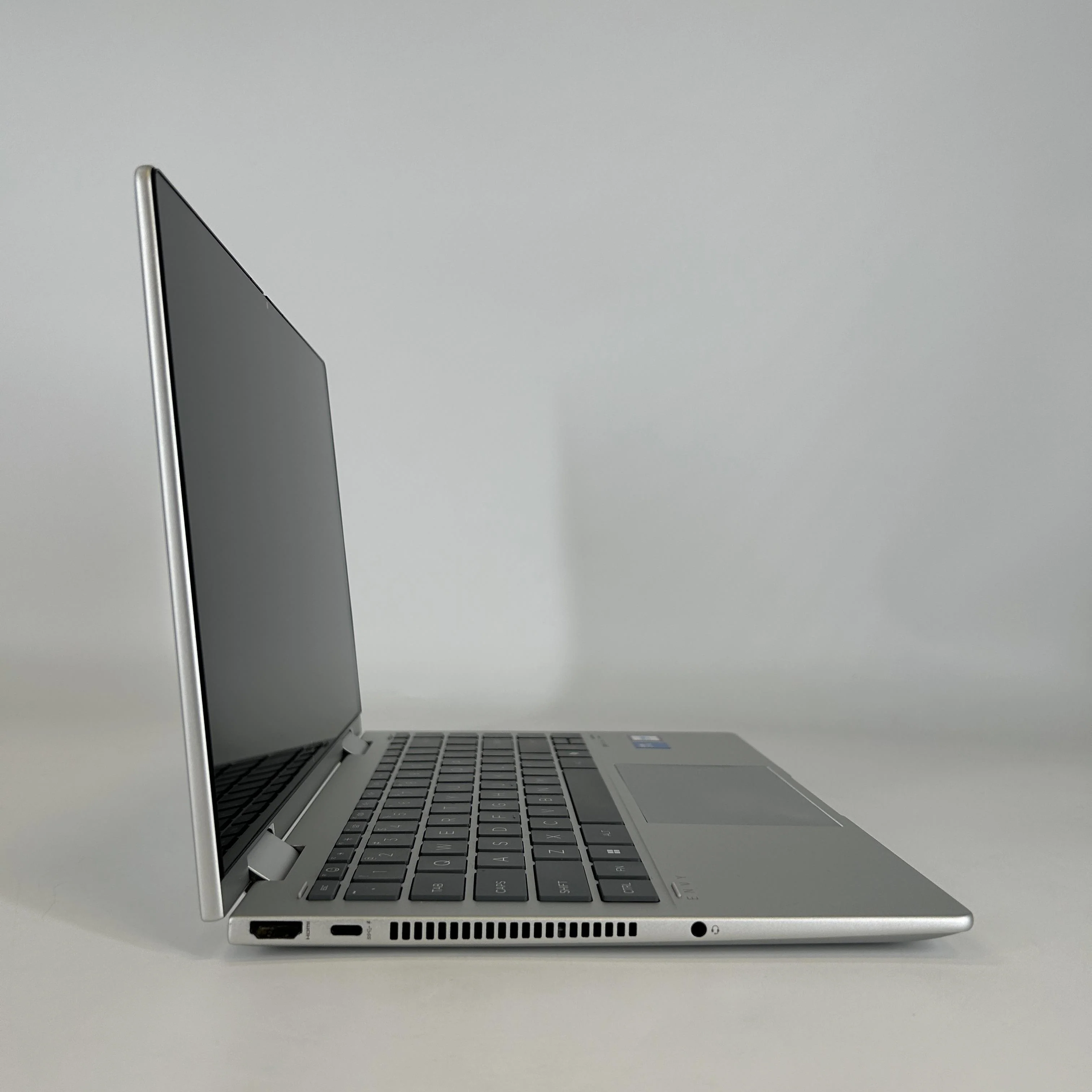HP Envy x360 14 Silver 1.8 GHz Intel Core 7 16GB RAM 2TB Solid State Drive - Image 3