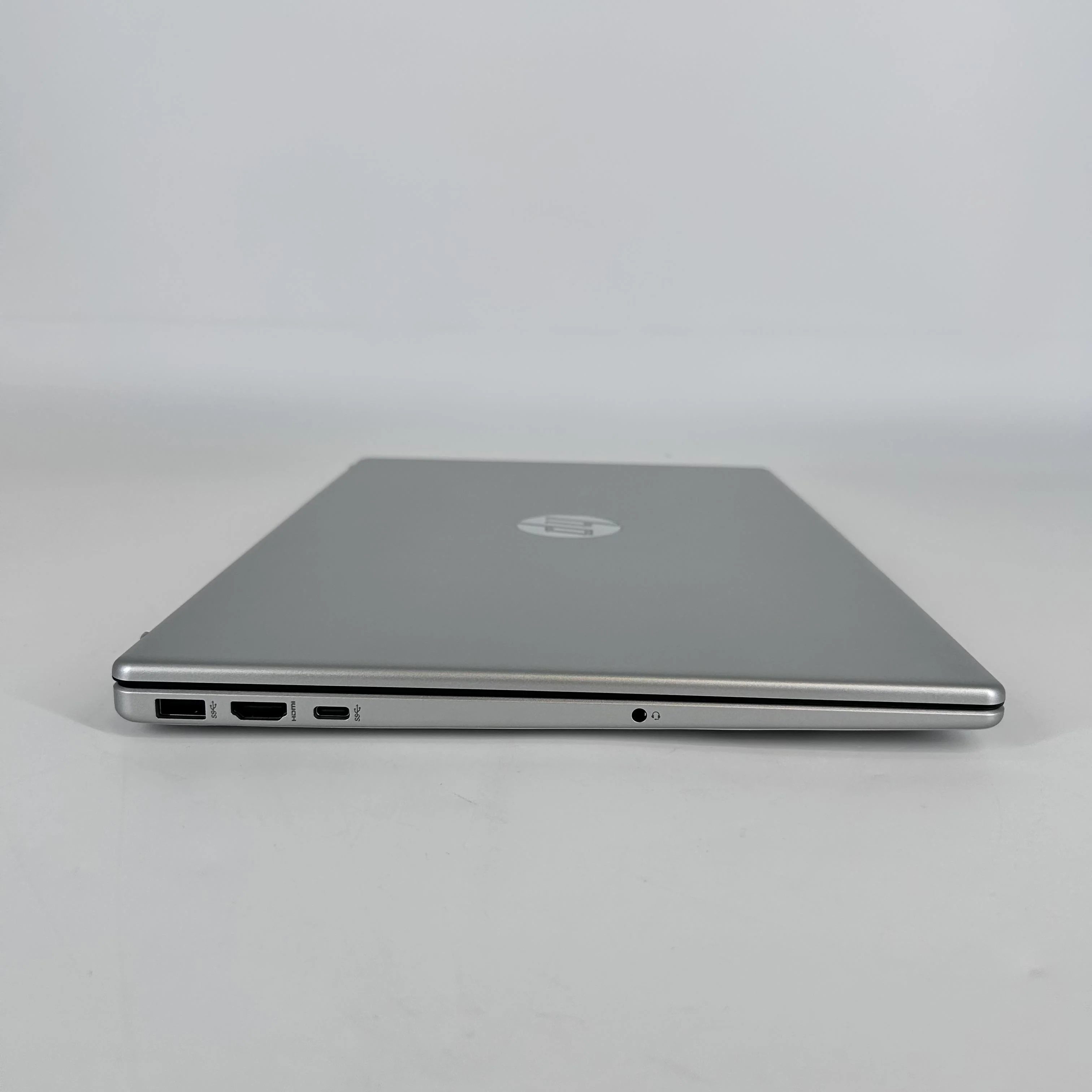 HP Notebook 15 Silver 1.8 GHz Intel Core Ultra 7 16GB RAM 512GB Solid State Drive - Image 8