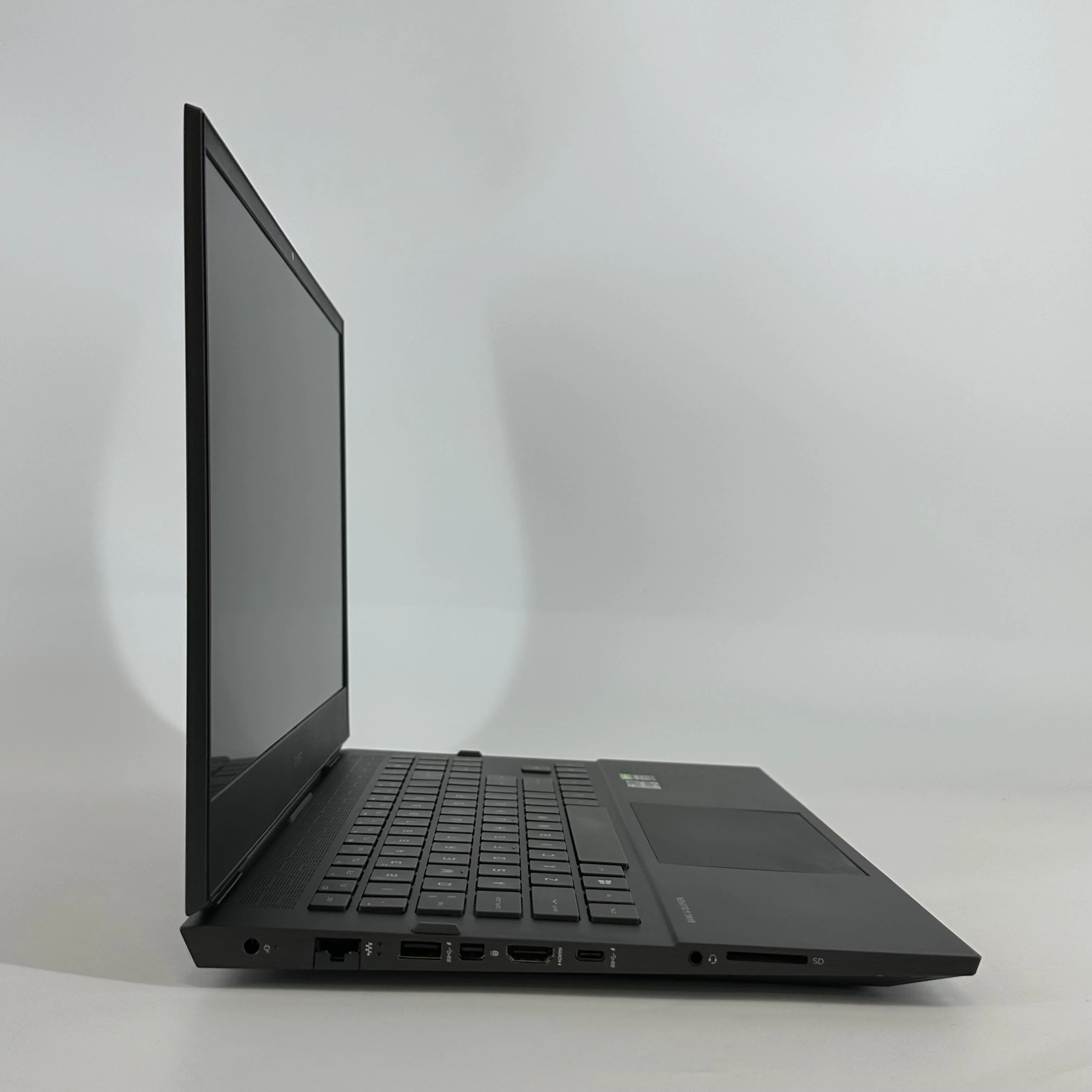 HP Omen 16 Black 3.2 GHz AMD Ryzen 7 5800H 16GB RAM 512GB Solid State Drive NVIDIA GeForce RTX 3050 Ti 4 GB - Image 7