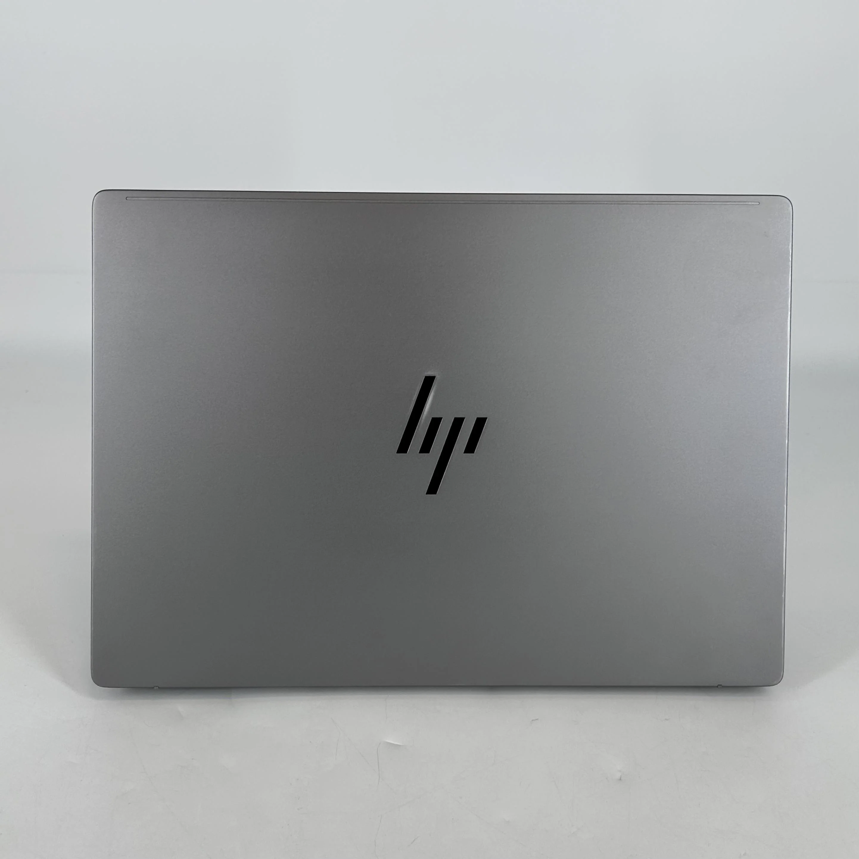 HP OmniBook X 14 Silver 3.4 GHz Qualcomm Snapdragon X Elite 16GB RAM 1TB Solid State Drive - Image 10