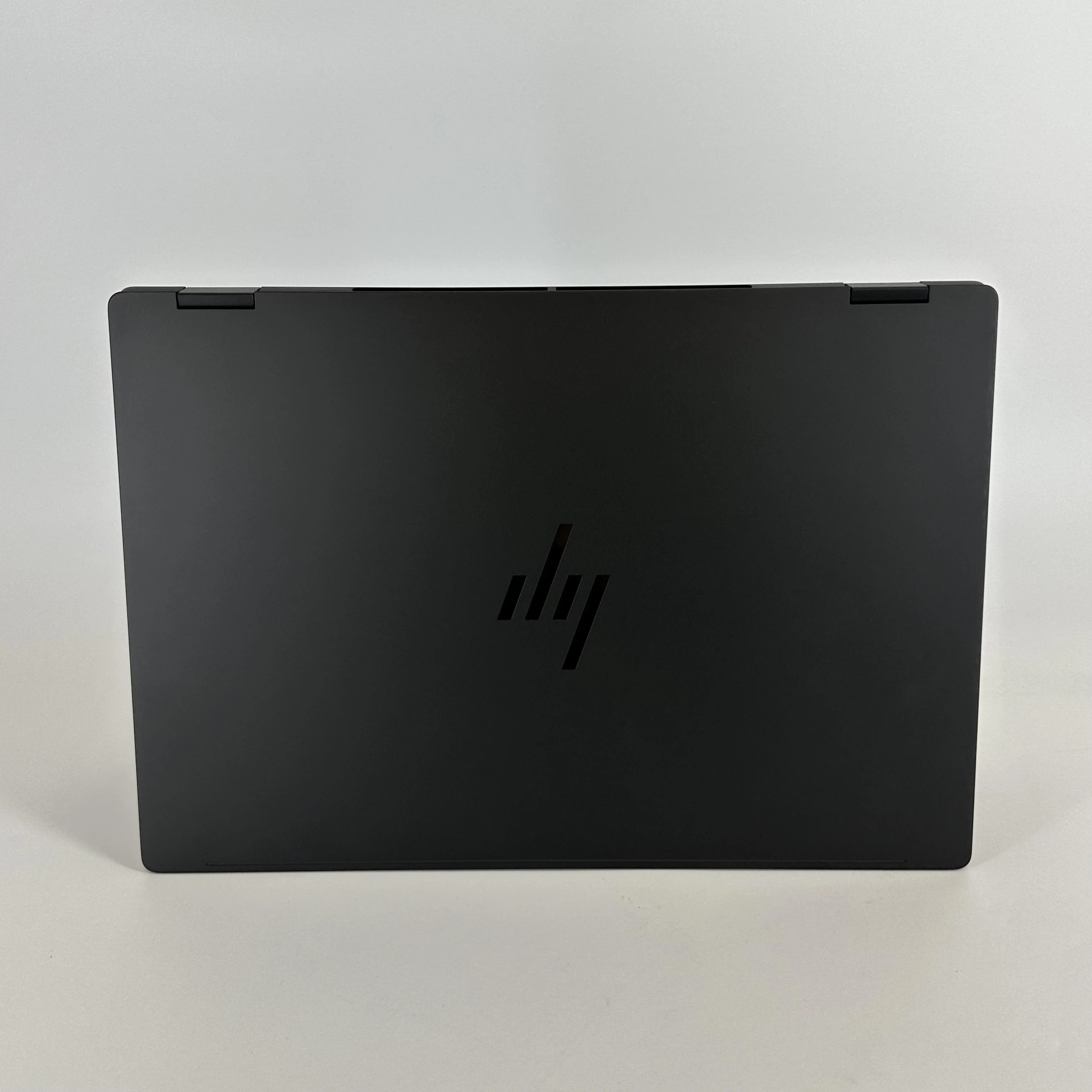 HP OmniBook X Flip 16 Eclipse Gray 3.3 GHz Intel Core Ultra 9 Series 2 32GB RAM 2TB Solid State Drive - Image 4