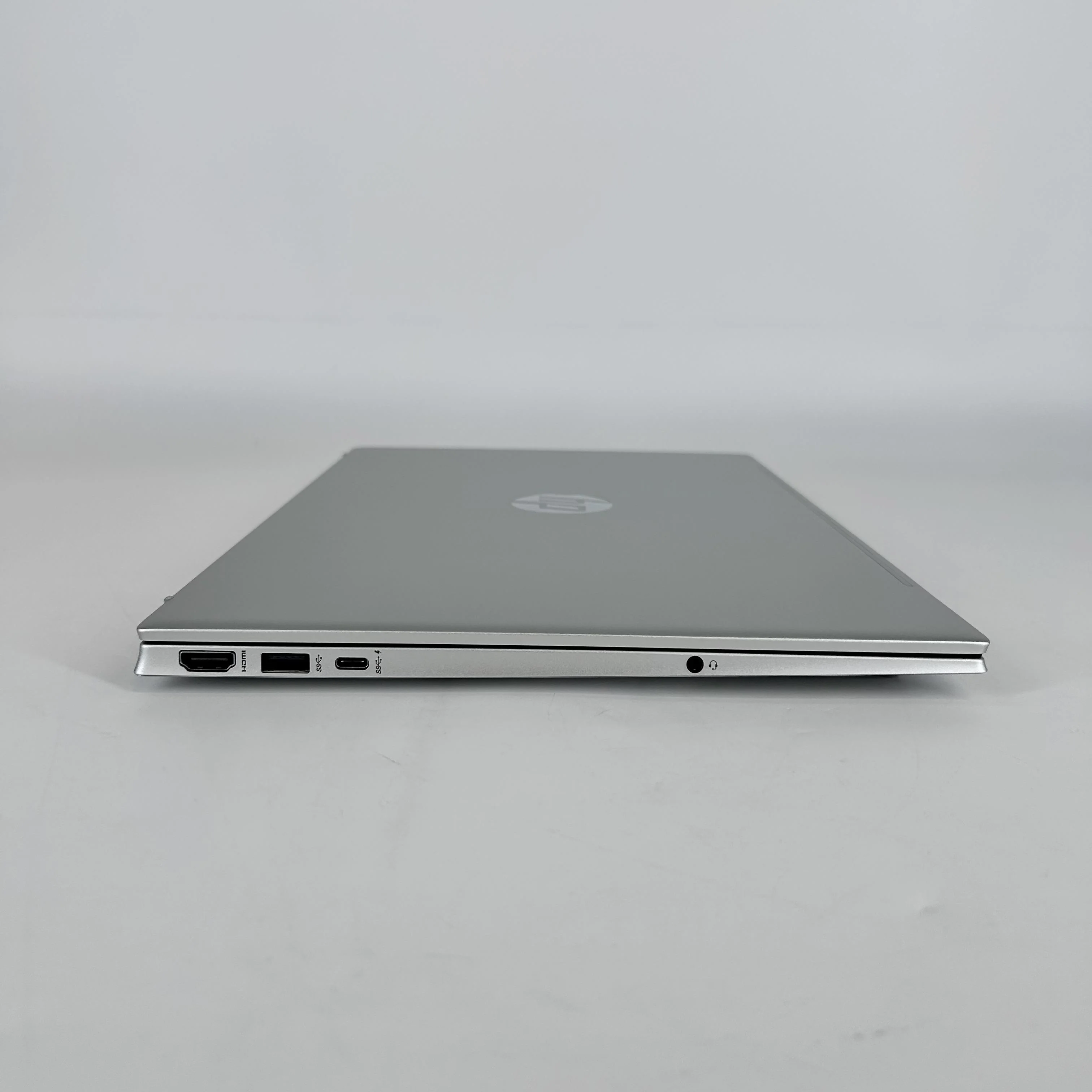 HP Pavilion 15 Silver 2.0 GHz AMD Ryzen 7 7730U 16GB RAM 1TB Solid State Drive - Image 7