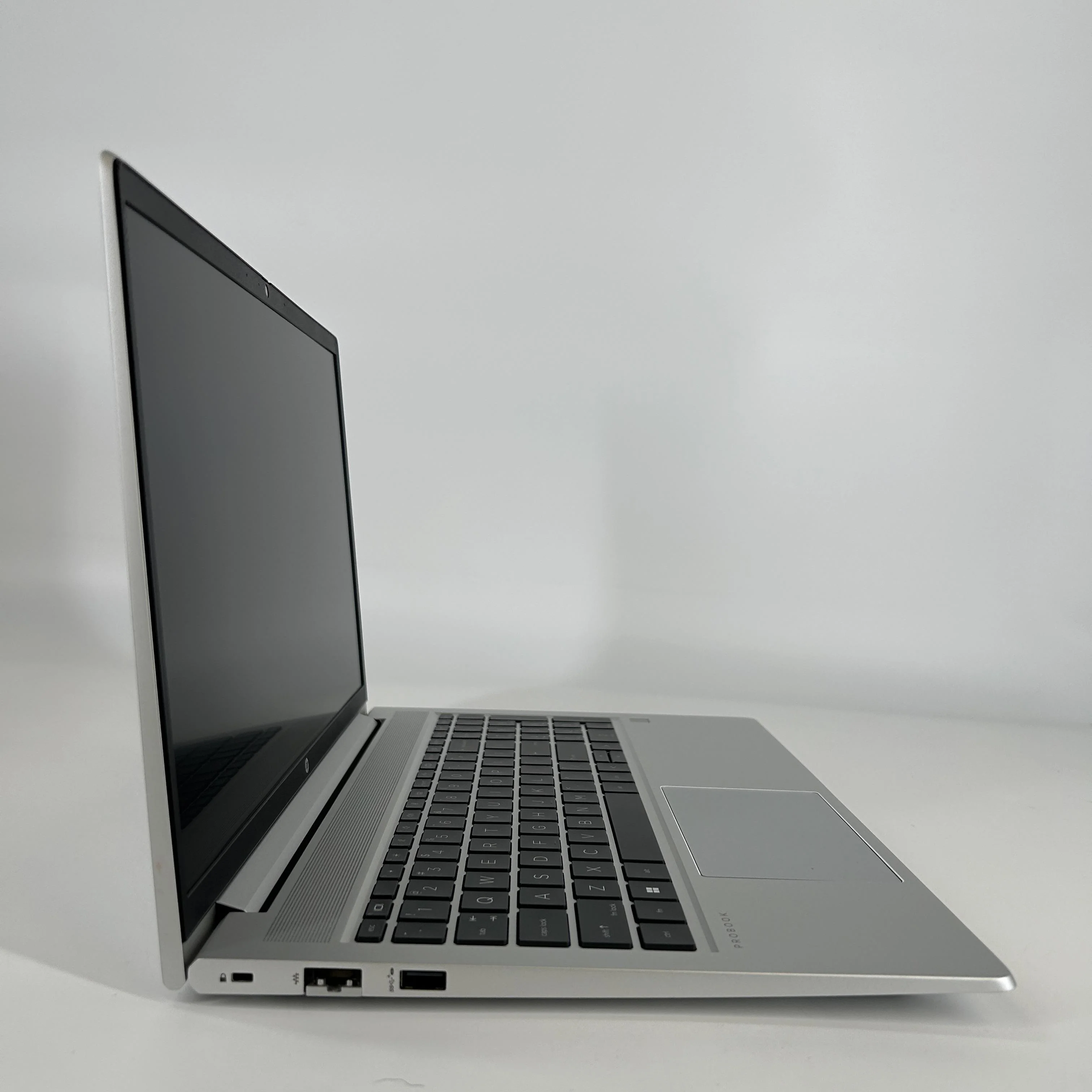 HP ProBook 455 G10 15.6 Silver 2.0 GHz AMD Ryzen 7 7730U 16GB RAM 512GB Solid State Drive - Image 3