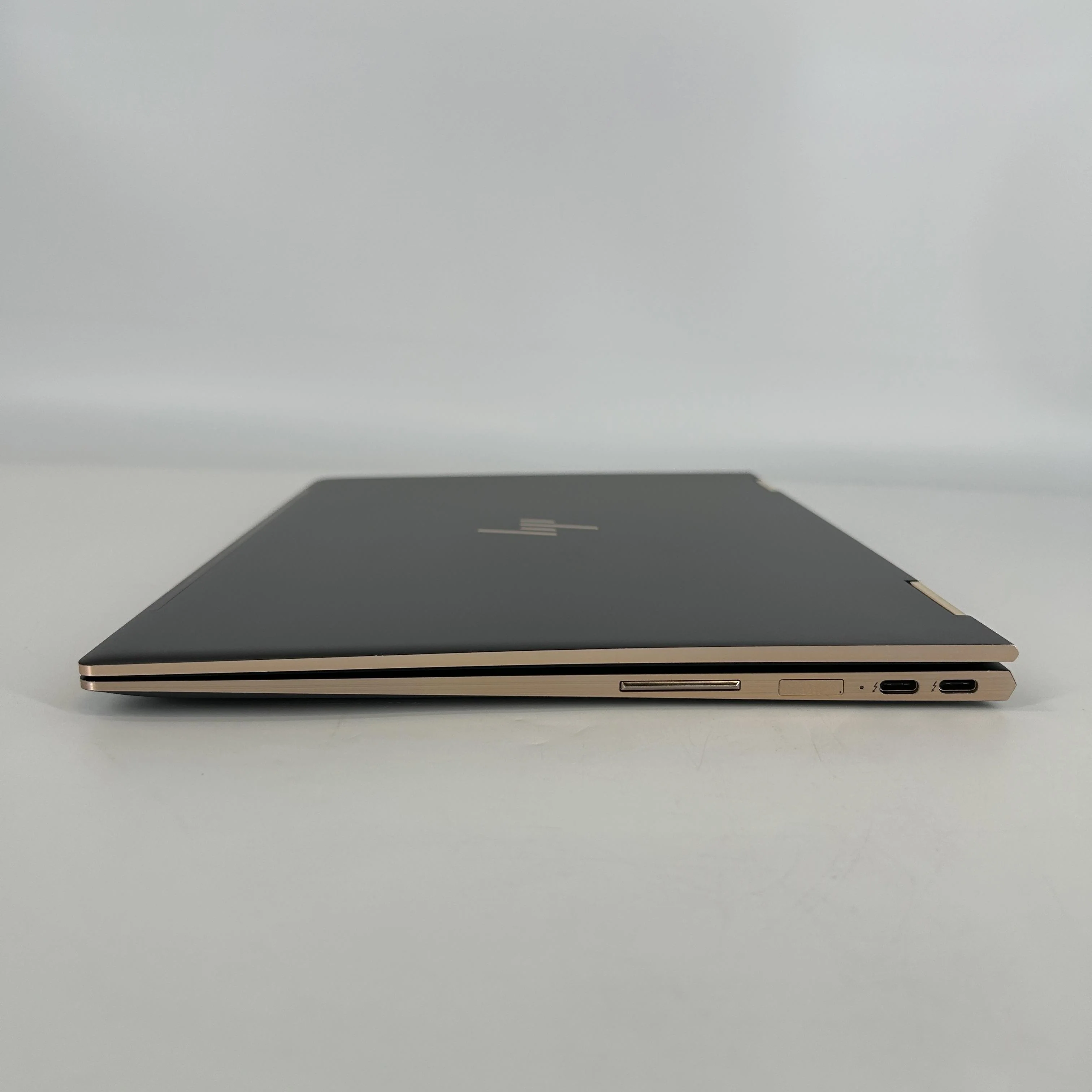 HP Spectre 13 x360 Gray 1.8 GHz Intel Core i7 8th Gen. 16GB RAM 512GB Solid State Drive - Image 5