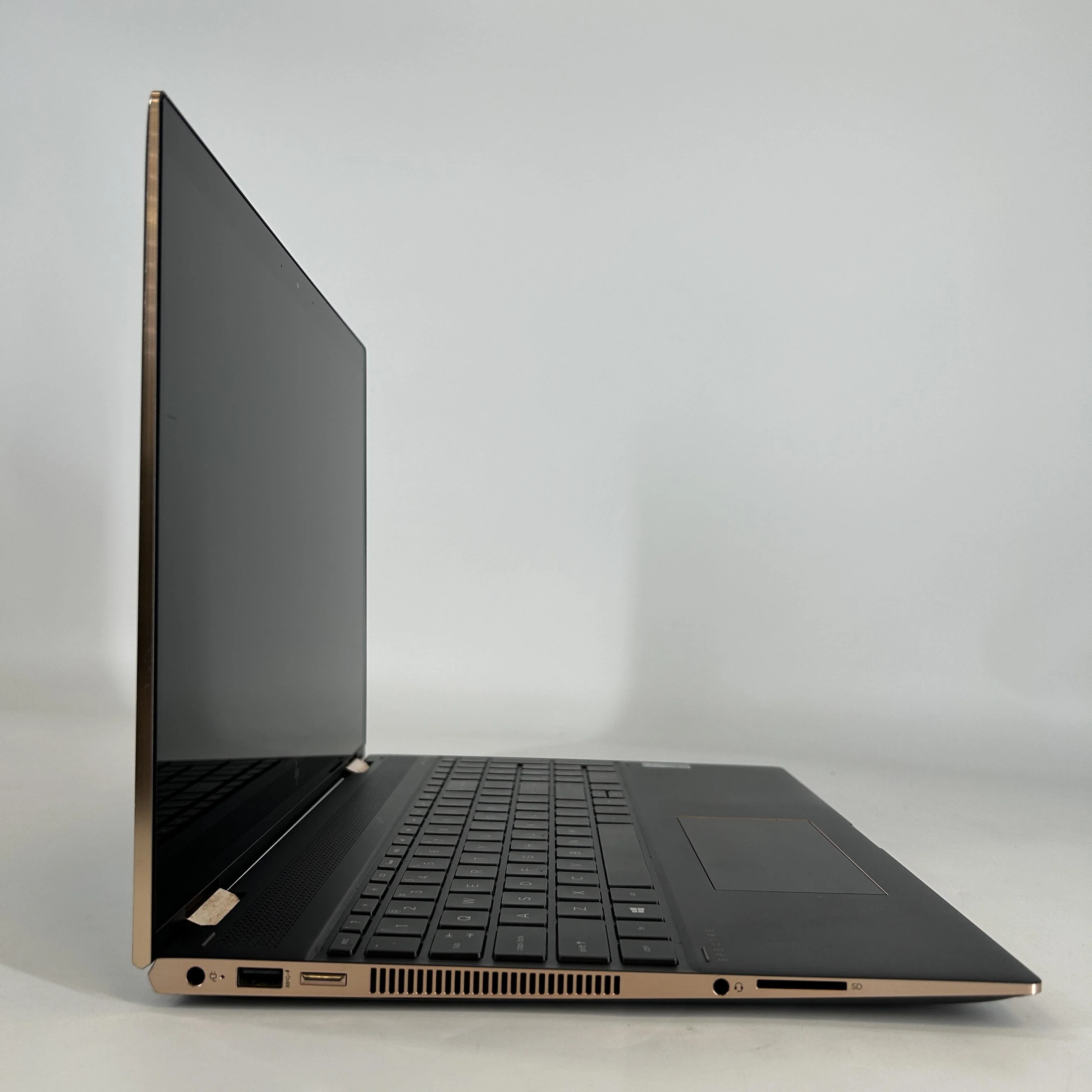 HP Spectre 15 x360 Silver 3.1 GHz Intel Core i7 8th Gen. 16GB RAM 256GB Solid State Drive - Image 5