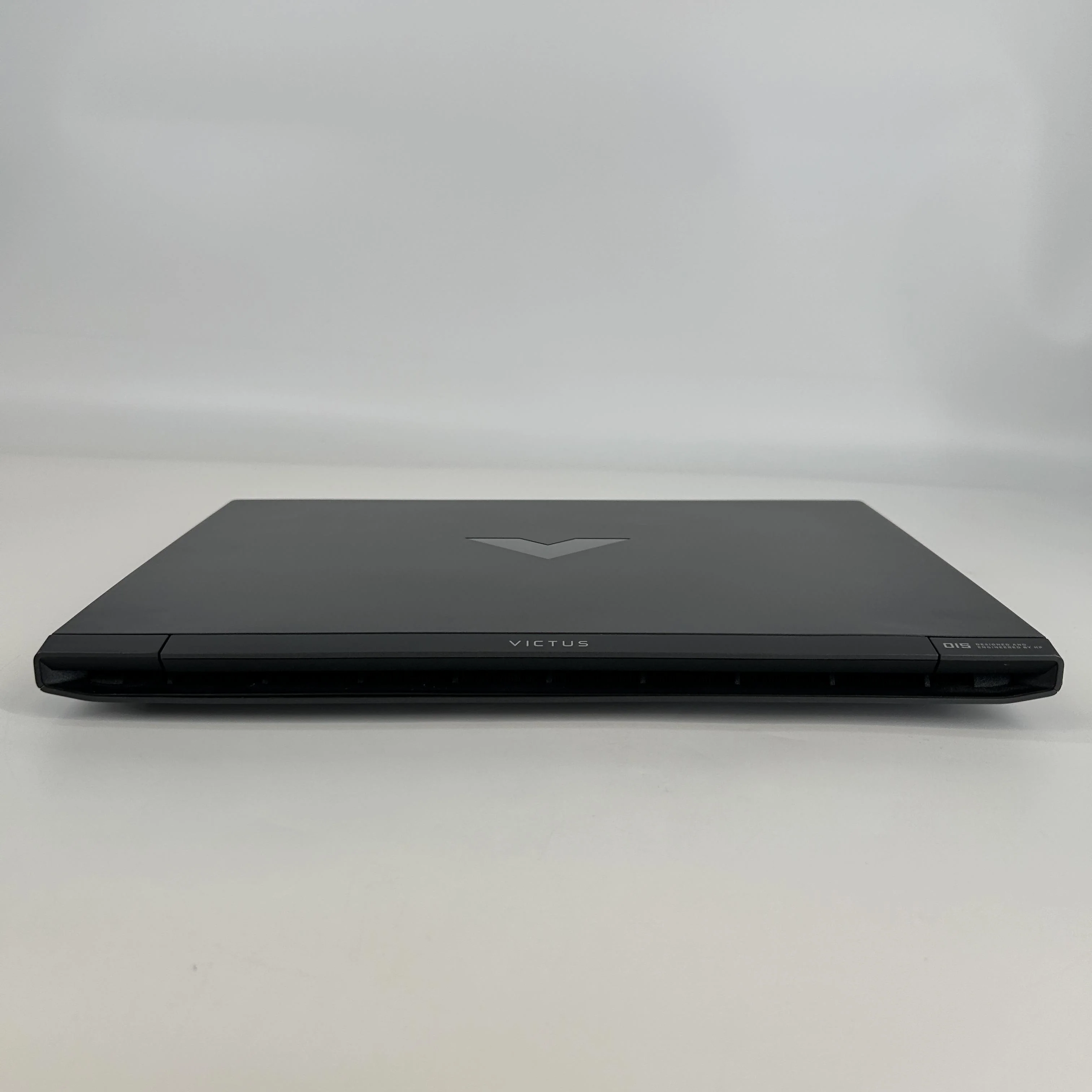 HP Victus 15.6 Black 3.3 GHz AMD Ryzen 5 7535HS 16GB RAM 512GB Solid State Drive NVIDIA GeForce RTX 2050 4 GB - Image 6