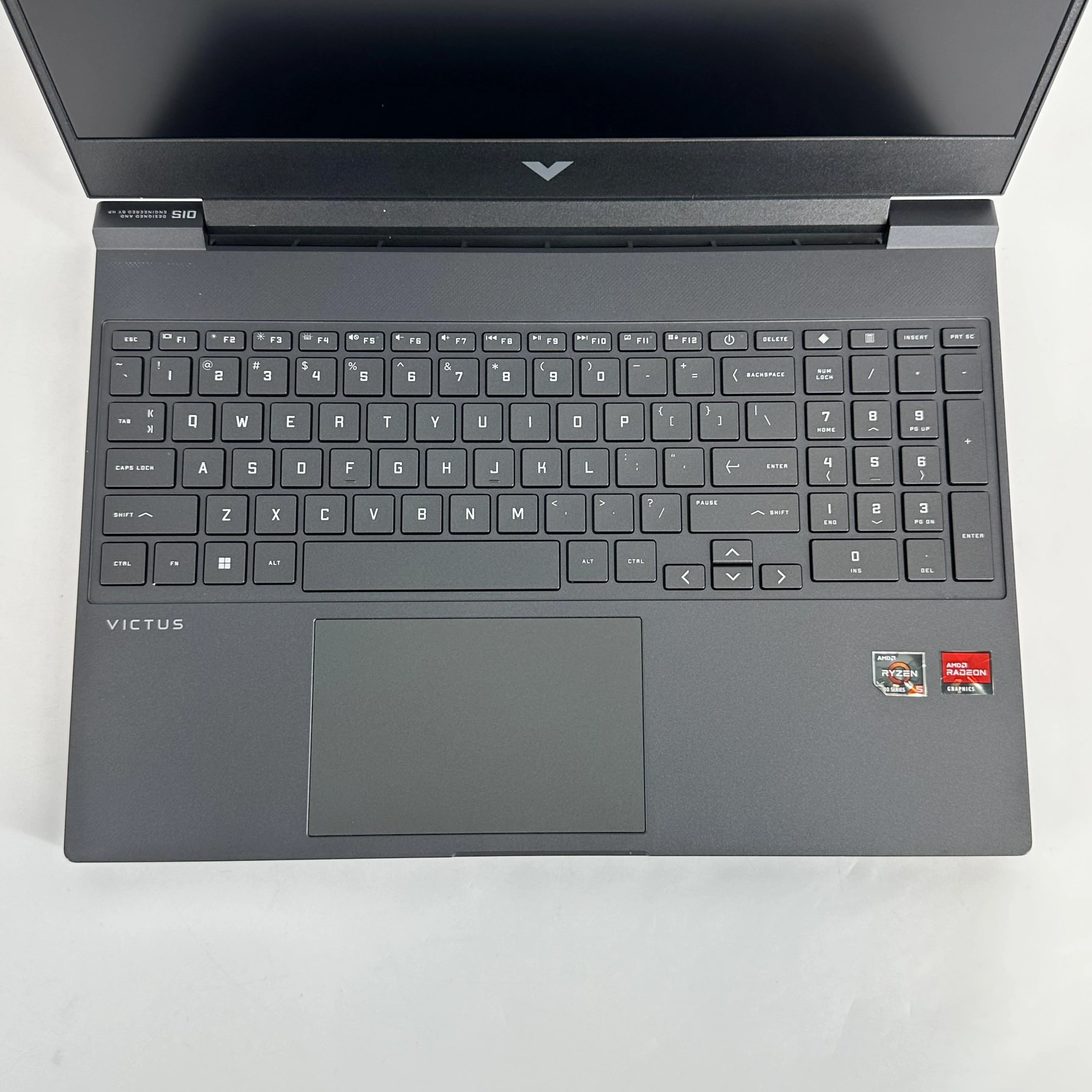 HP Victus 15.6 Gray 3.3 GHz AMD Ryzen 5 7535HS 16GB RAM 512GB Solid State Drive AMD Radeon RX 6550M 4 GB - Image 2