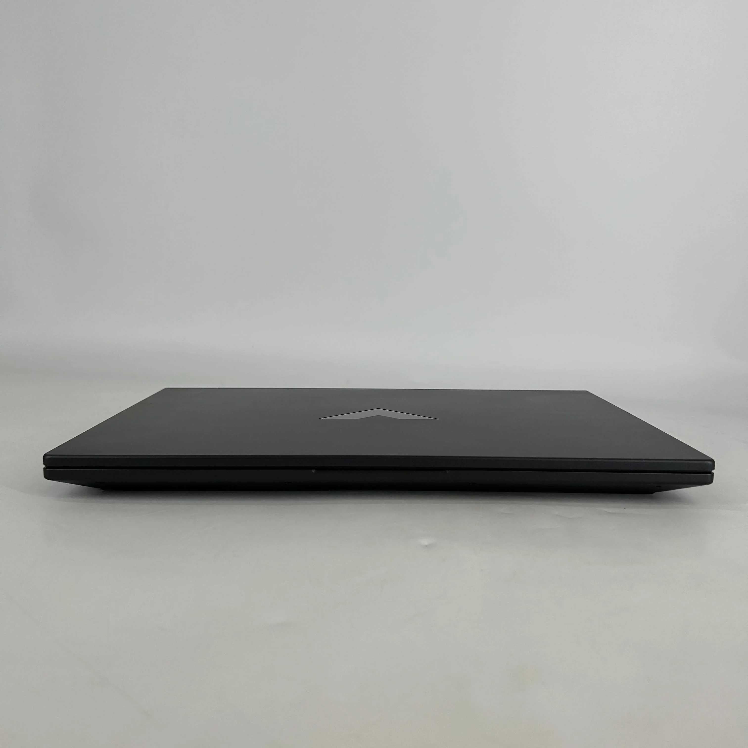 HP Victus 15.6 Gray 3.3 GHz AMD Ryzen 5 7535HS 64GB RAM 1TB Solid State Drive AMD Radeon RX 6550M 4 GB - Image 8