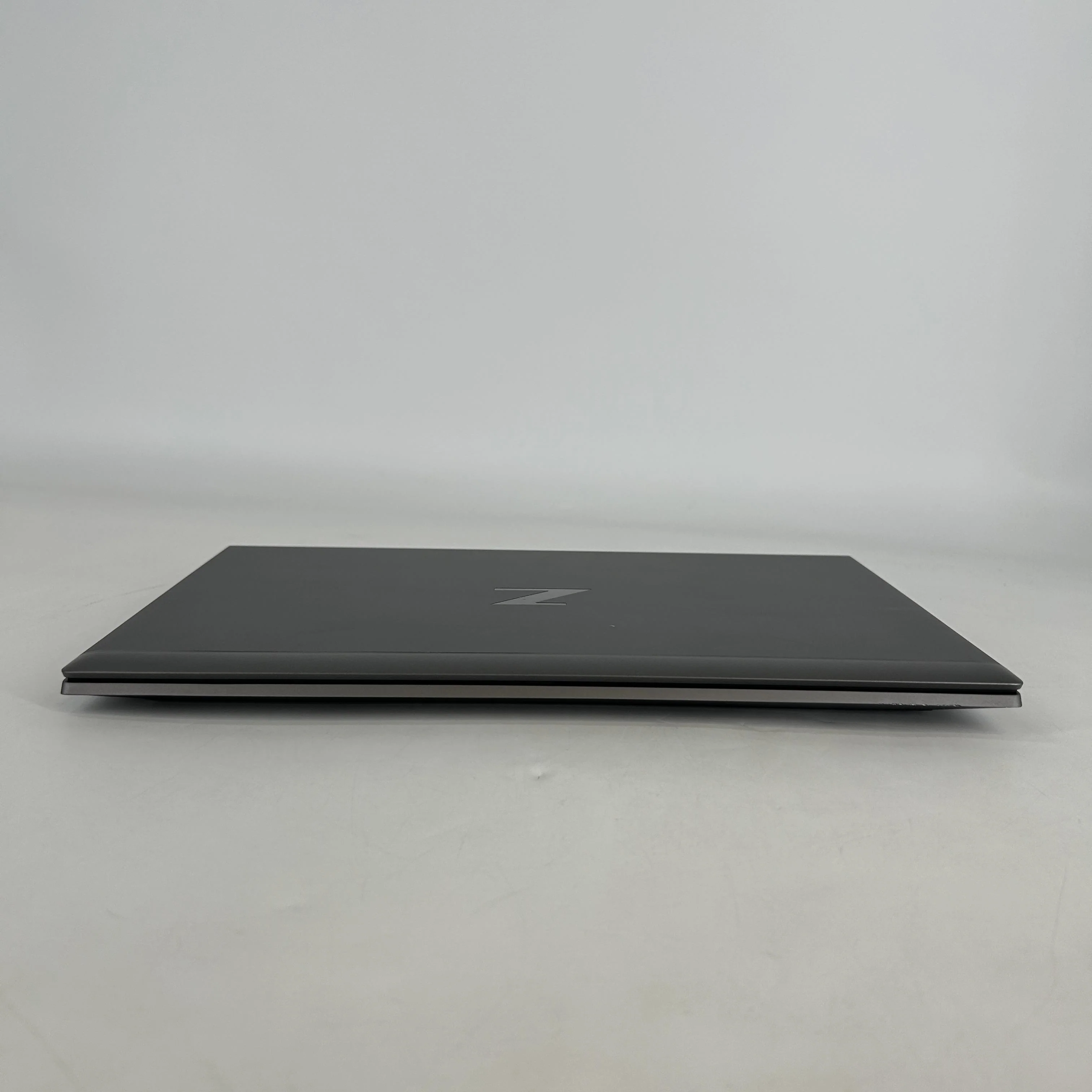HP ZBook Firefly 14 G8 Silver 2.4 GHz Intel Core i5 11th Gen. 16GB RAM 256GB Solid State Drive - Image 10