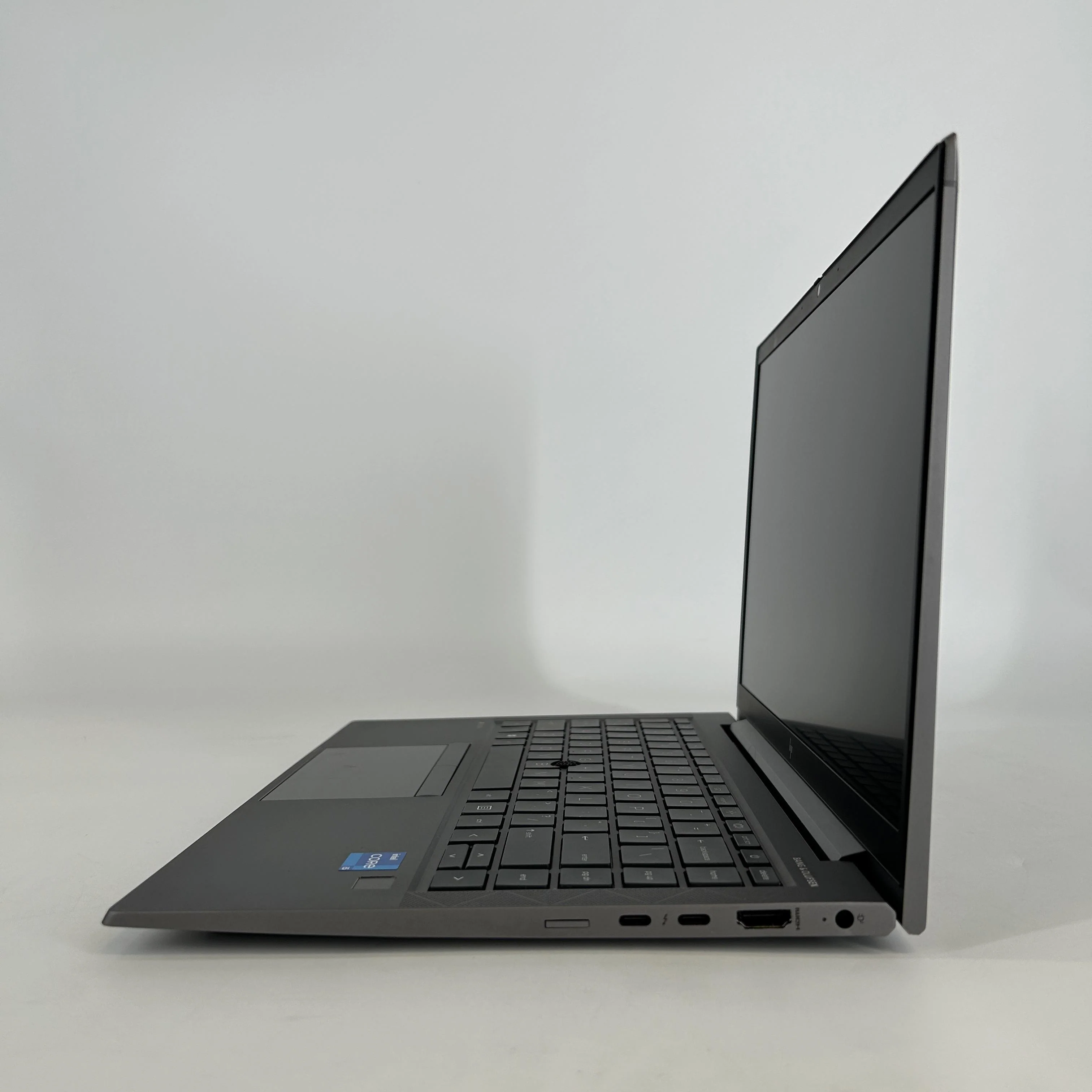 HP ZBook Firefly 14 G8 Silver 2.4 GHz Intel Core i5 11th Gen. 16GB RAM 256GB Solid State Drive - Image 4