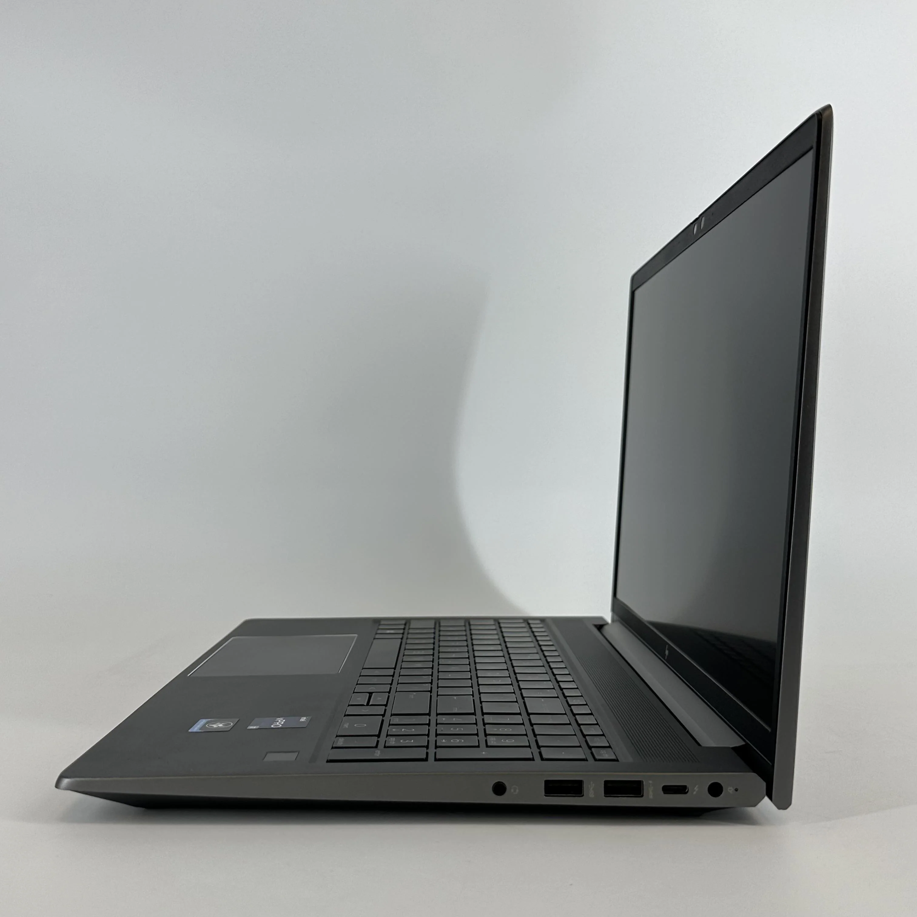 HP ZBook Power 15 G9 Gray 2.4 GHz Intel Core i7 12th Gen. 16GB RAM 512GB Solid State Drive NVIDIA Quadro T600 4 GB - Image 4