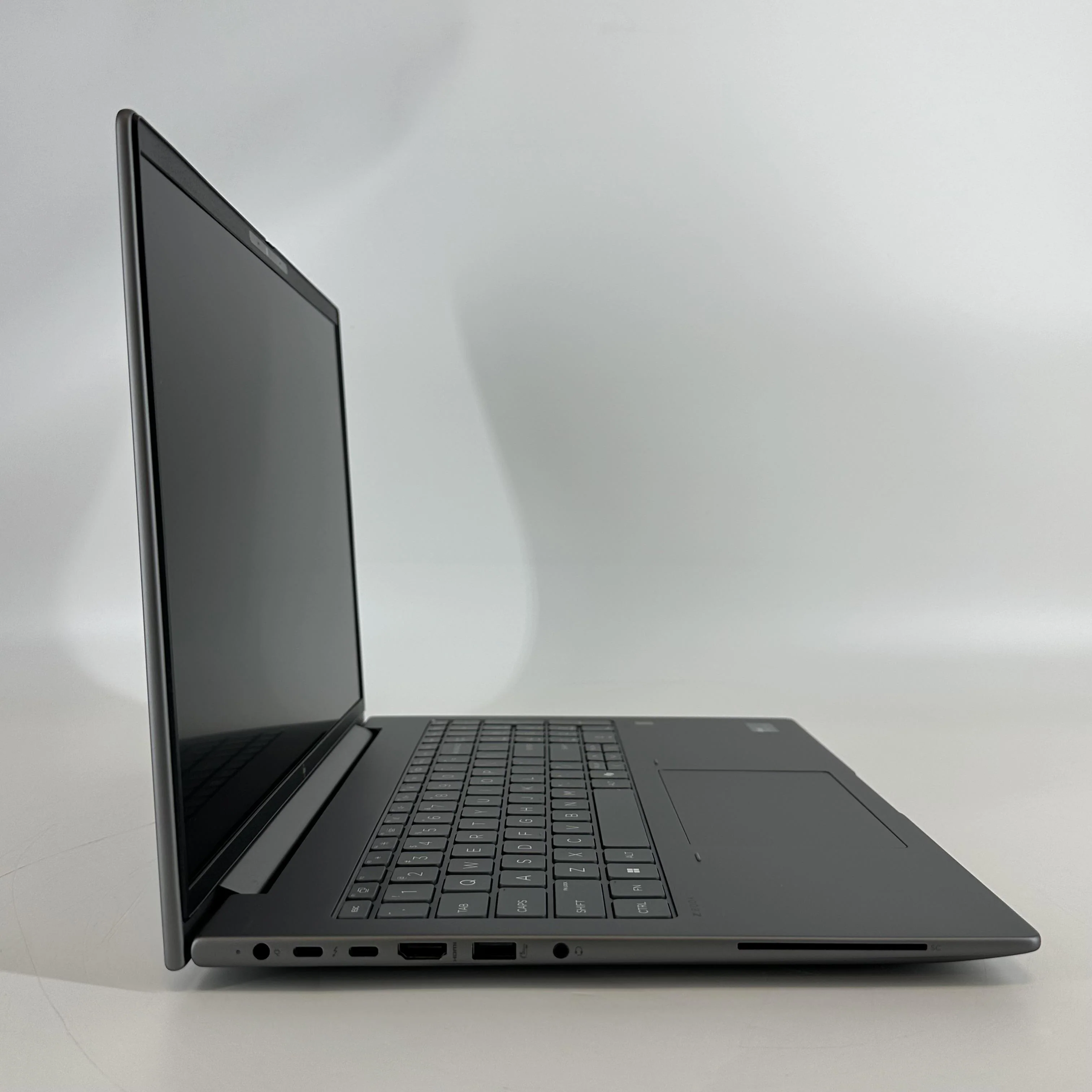 HP ZBook Power 16 G11 Silver 1.4 GHz Intel Core Ultra 7 64GB RAM 512GB Solid State Drive NVIDIA RTX 2000 Ada 8 GB - Image 3