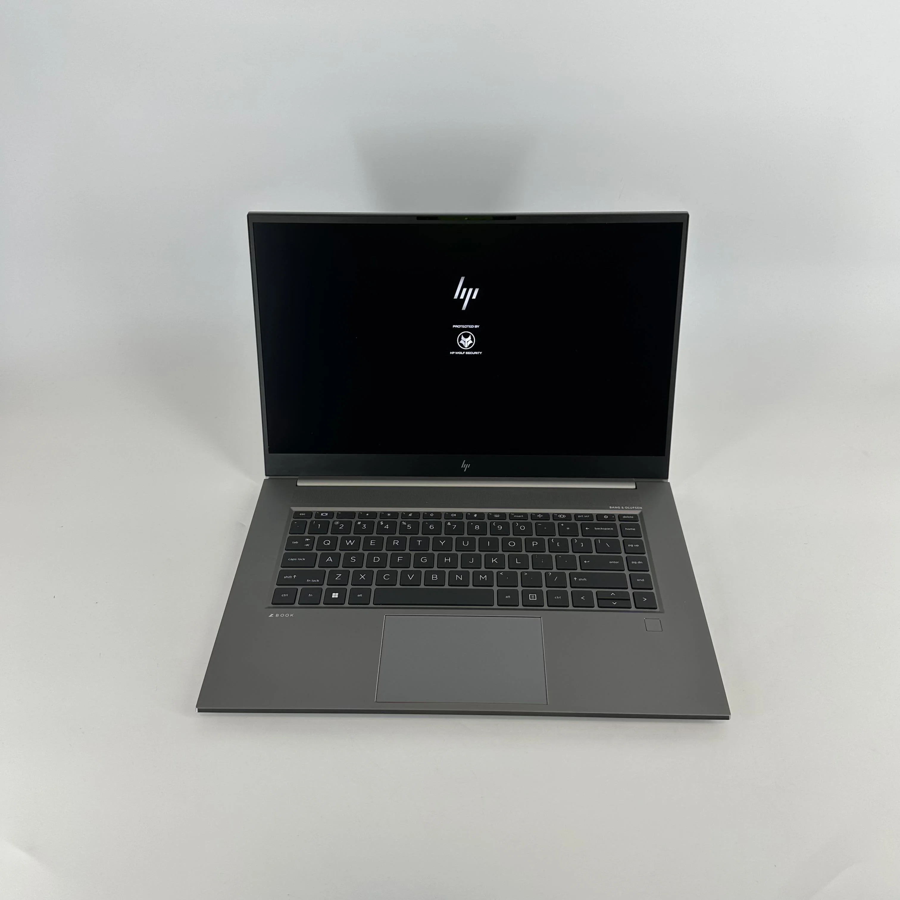 HP ZBook Studio 15 G8 Gray 2.5 GHz Intel Core i7 11th Gen. 32GB RAM 512GB Solid State Drive NVIDIA RTX A2000 4 GB