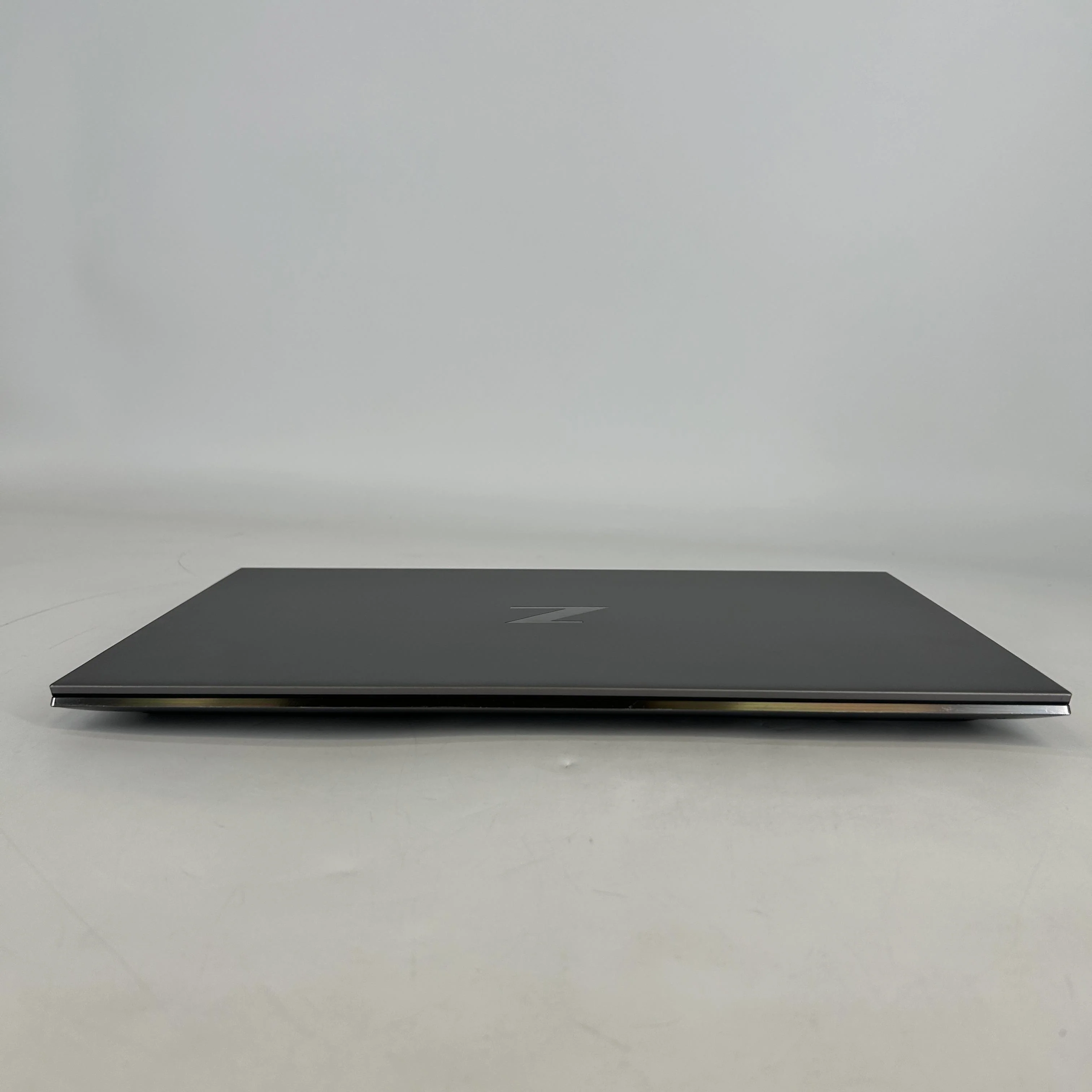 HP ZBook Studio 15 G8 Silver 2.5 GHz Intel Core i7 11th Gen. 32GB RAM 512GB Solid State Drive NVIDIA RTX A2000 4 GB - Image 10