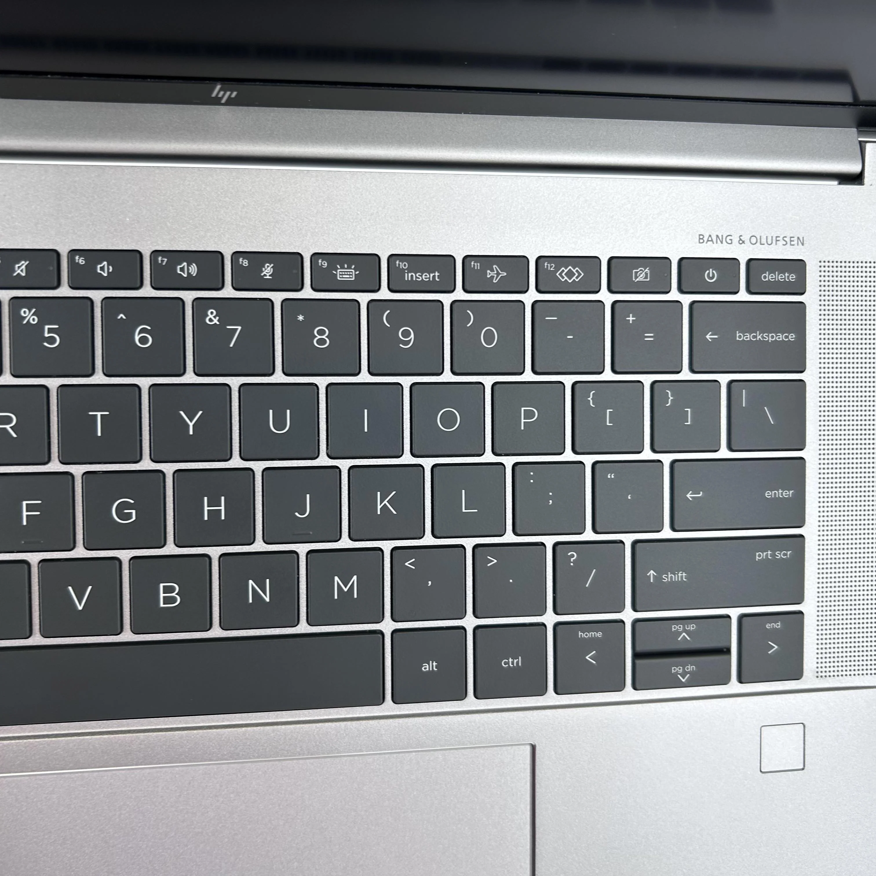 HP ZBook Studio 16 G10 Gray 2.5 GHz Intel Core i7 13th Gen. 64GB RAM 1TB Solid State Drive NVIDIA RTX 4000 Ada 12 GB - Image 14