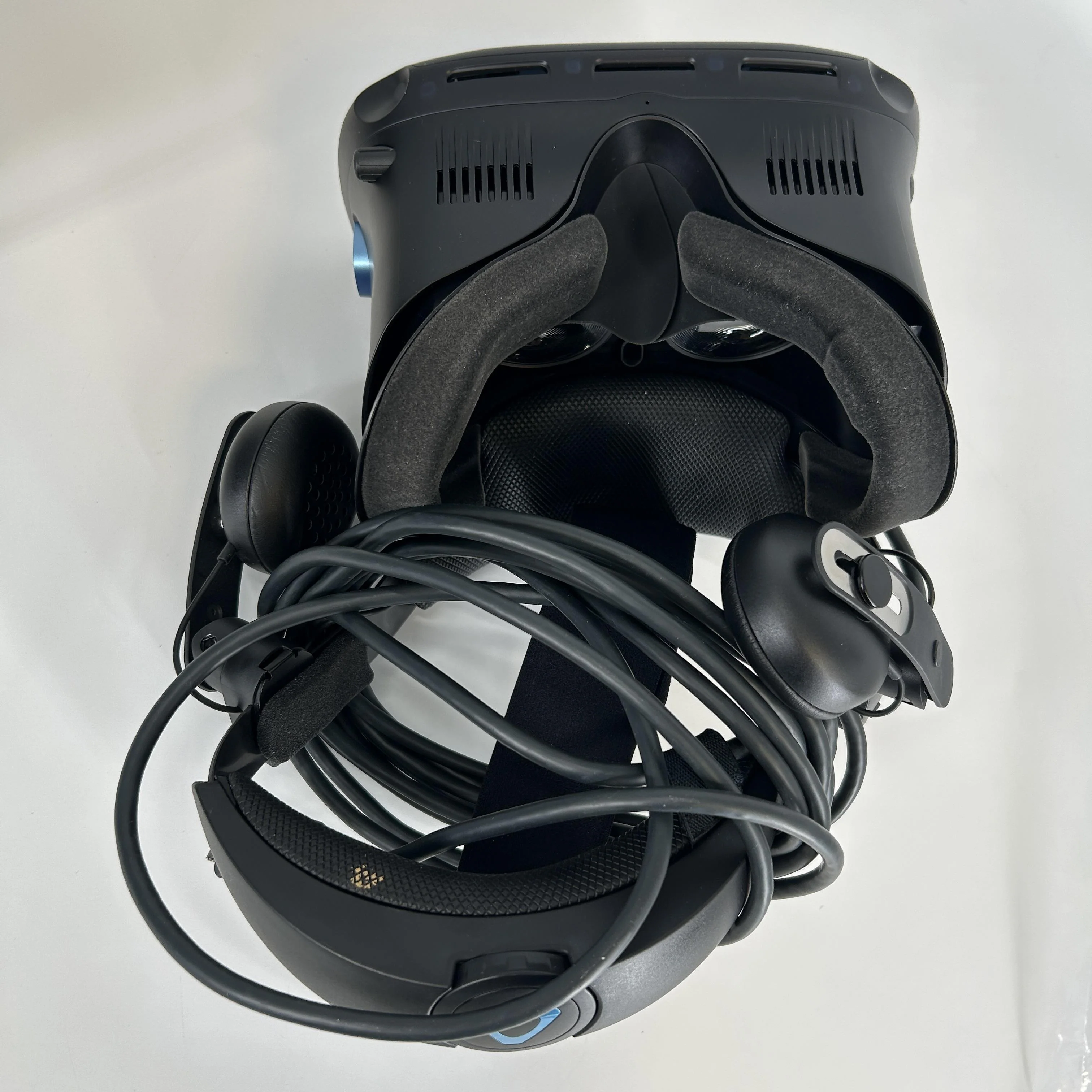 HTC Vive Cosmos Elite Black - Image 7
