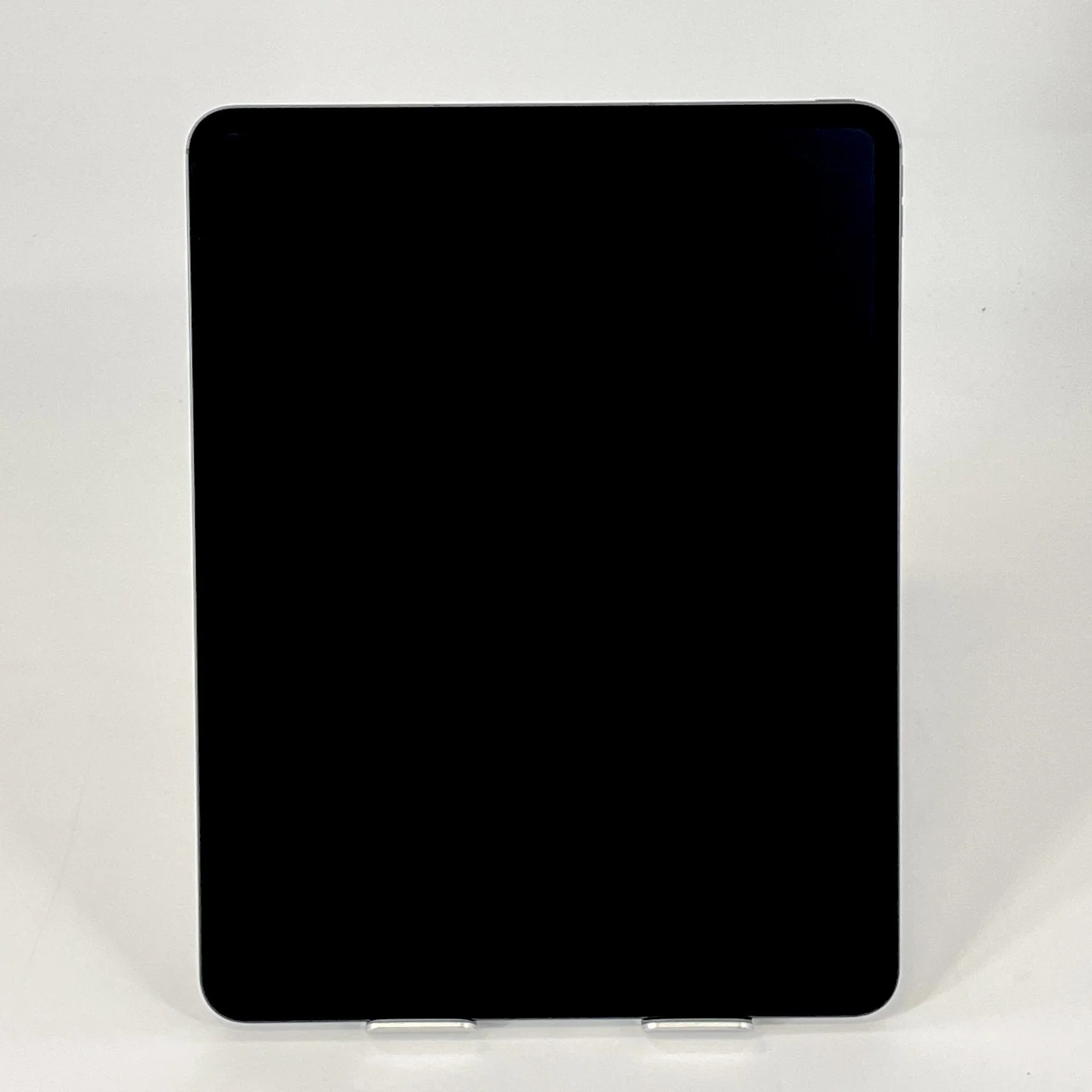 iPad Pro 13 (M4) 2TB Space Black (GSM Unlocked) - Image 3