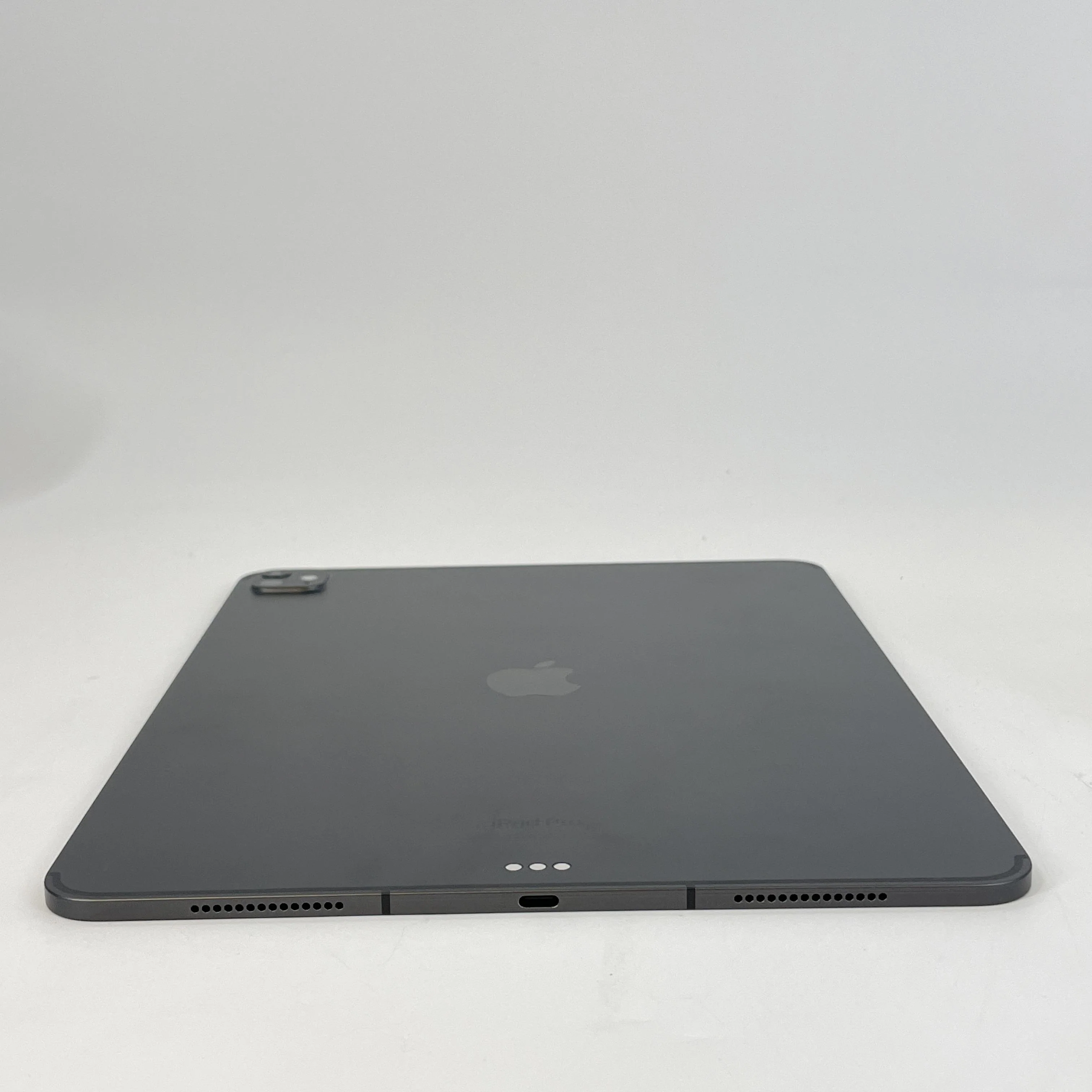 iPad Pro 13 (M4) 2TB Space Black (GSM Unlocked) - Image 7