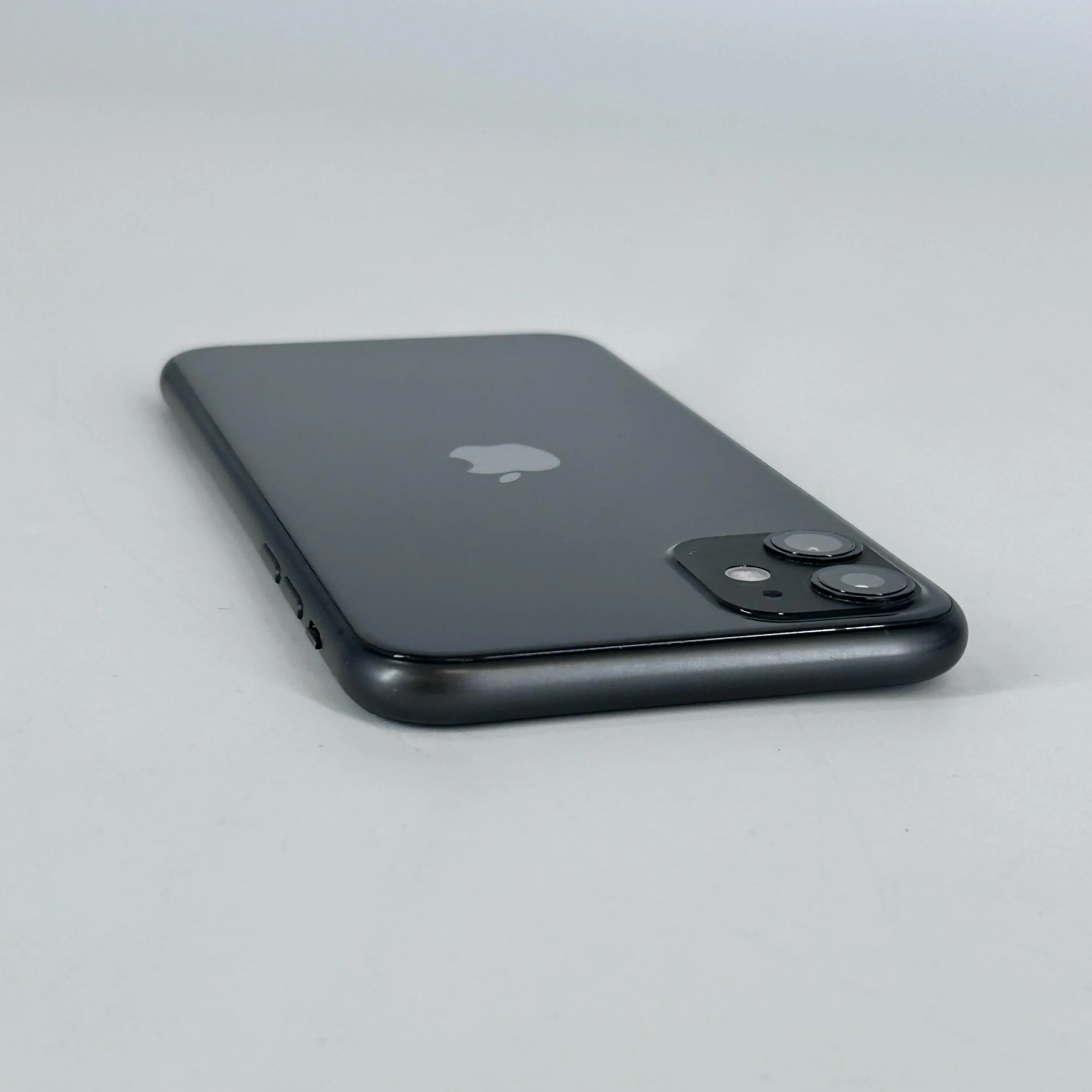 iPhone 11 64GB Black (Cricket) - Image 7