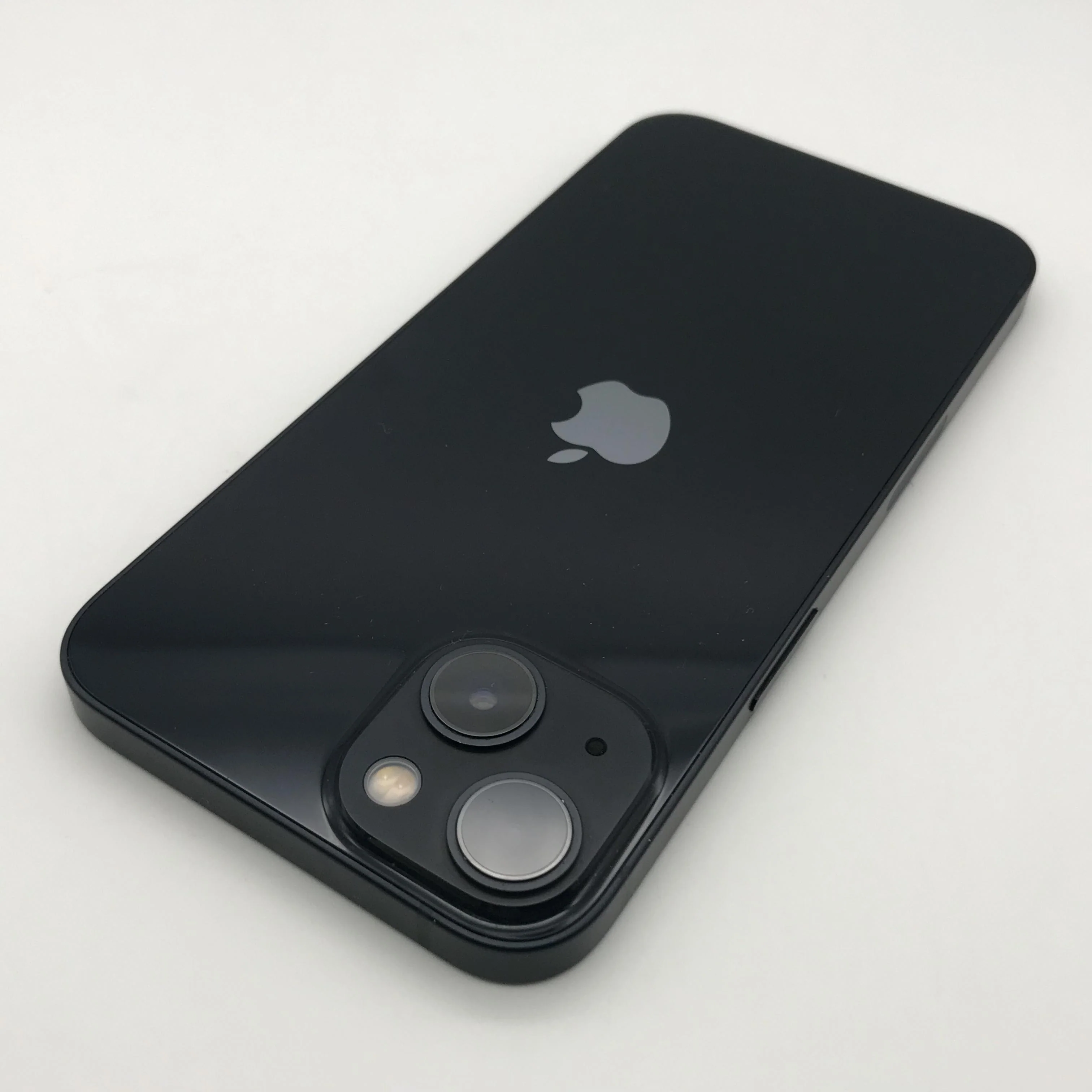 iPhone 13 128GB Black (Straight Talk) - Image 4