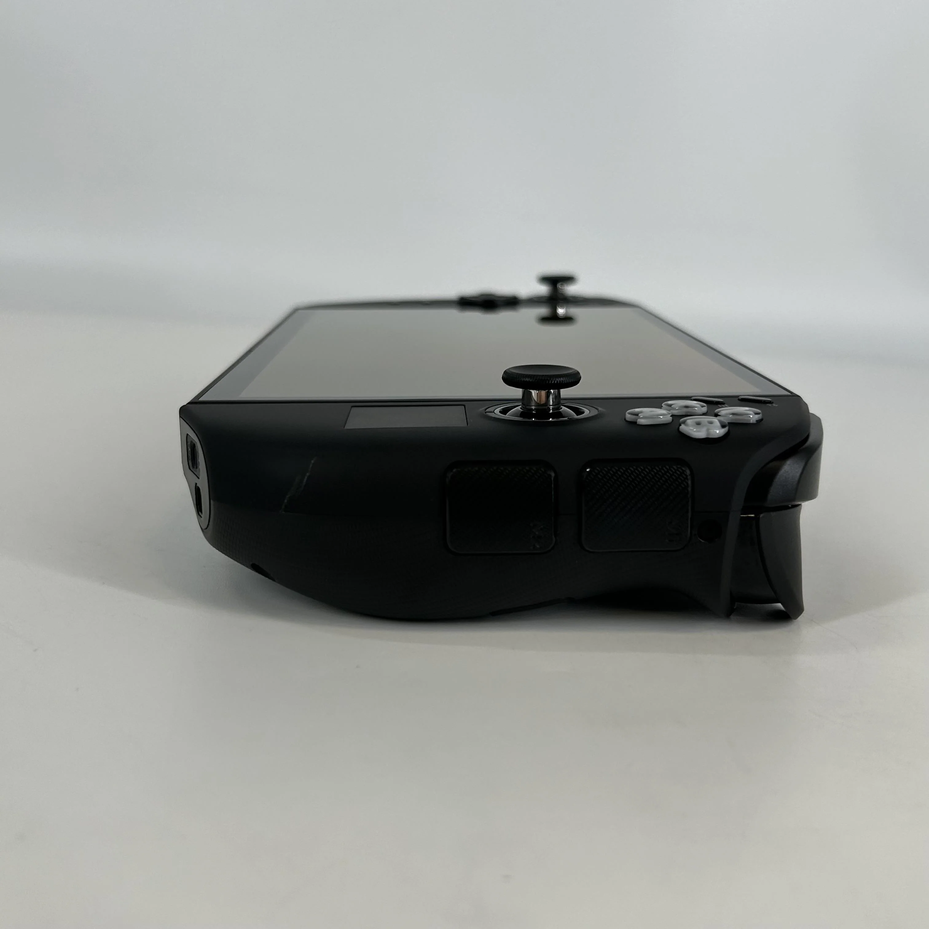 Lenovo Legion Go Gen 2 AMD Ryzen Z2 16GB RAM 1TB Solid State Drive - Image 6