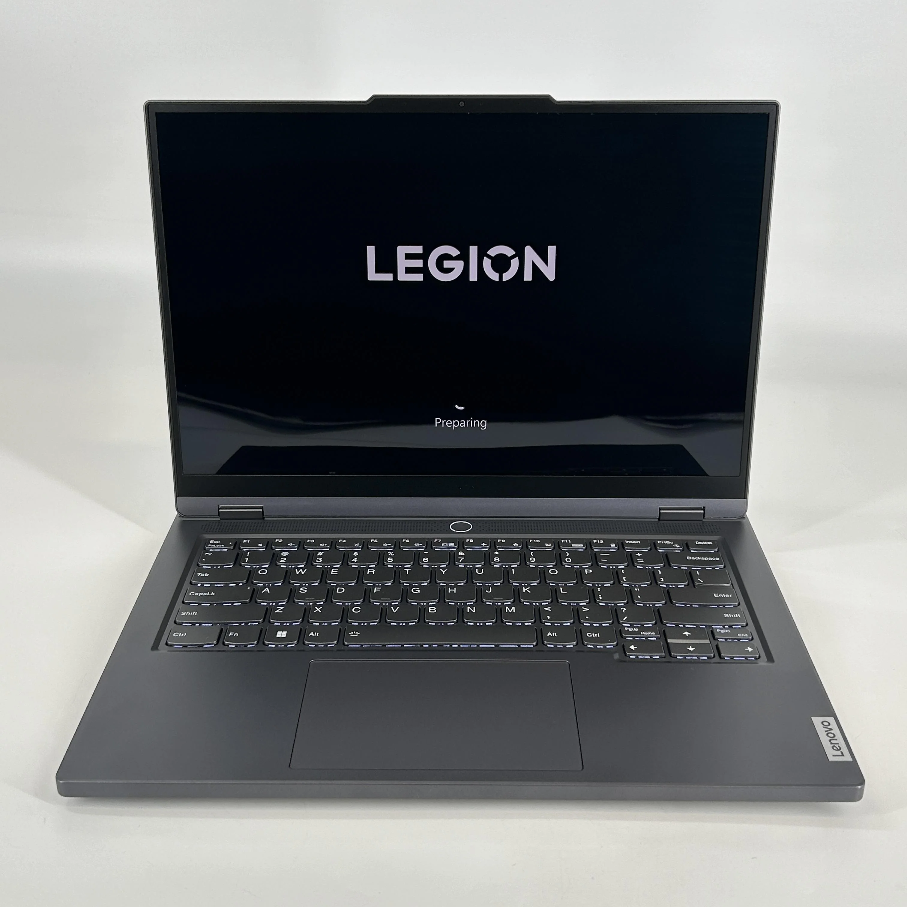 Lenovo Legion Slim 5 Gen 8 14.5 Gray 3.8 GHz AMD Ryzen 7 7840HS 32GB RAM 1TB Solid State Drive NVIDIA GeForce RTX 4060 8 GB