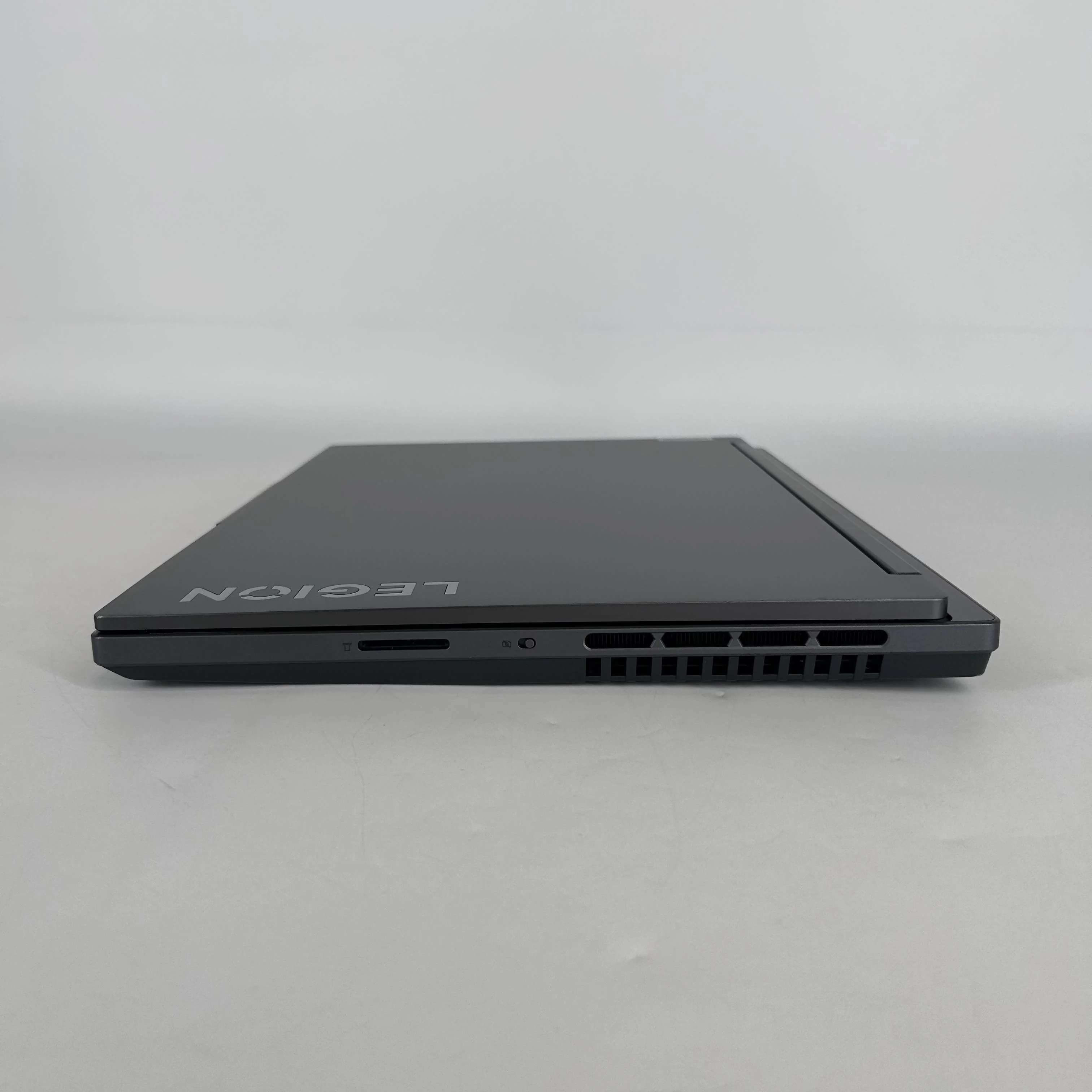 Lenovo Legion Slim 5 Gen 8 16 Gray 4.3 GHz AMD Ryzen 5 7640HS 16GB RAM 512GB Solid State Drive 500GB Solid State Drive NVIDIA GeForce RTX 4060 8 GB - Image 7