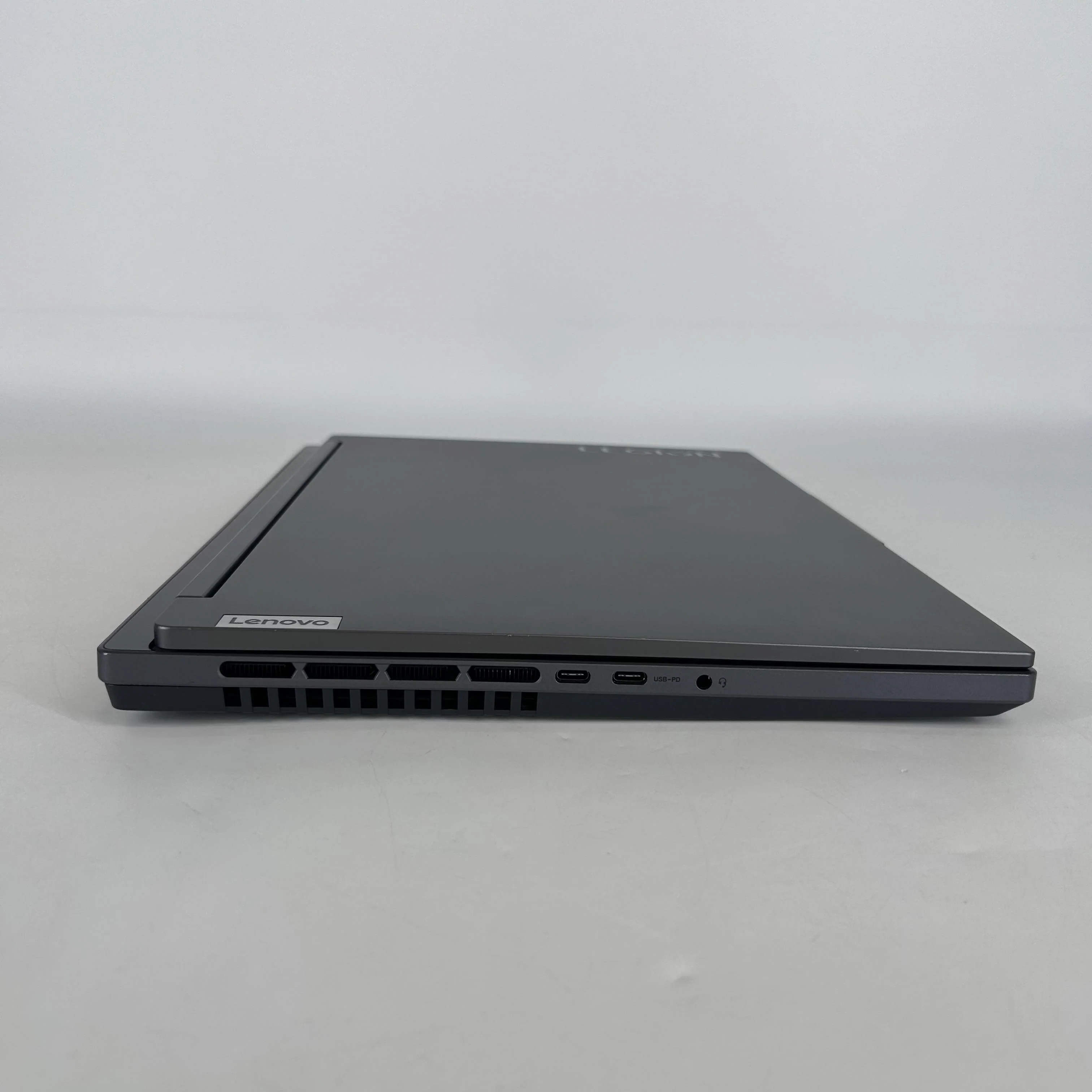 Lenovo Legion Slim 5 Gen 8 16 Gray 4.3 GHz AMD Ryzen 5 7640HS 16GB RAM 512GB Solid State Drive NVIDIA GeForce RTX 4060 8 GB - Image 9