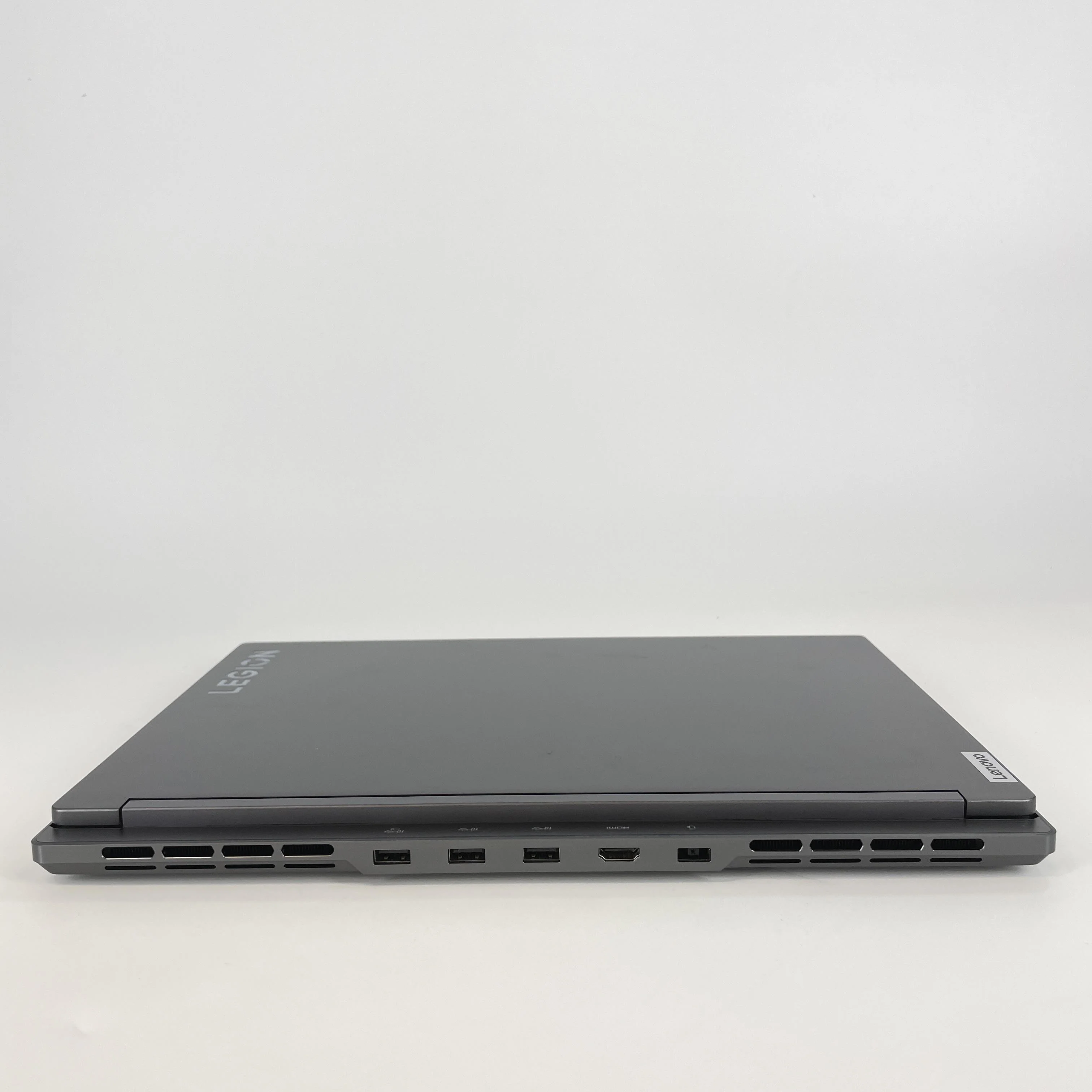 Lenovo Legion Slim 7i 16 Gray 2.6 GHz Intel Core i9 13th Gen. 32GB RAM 1TB Solid State Drive NVIDIA GeForce RTX 4070 8 GB - Image 4