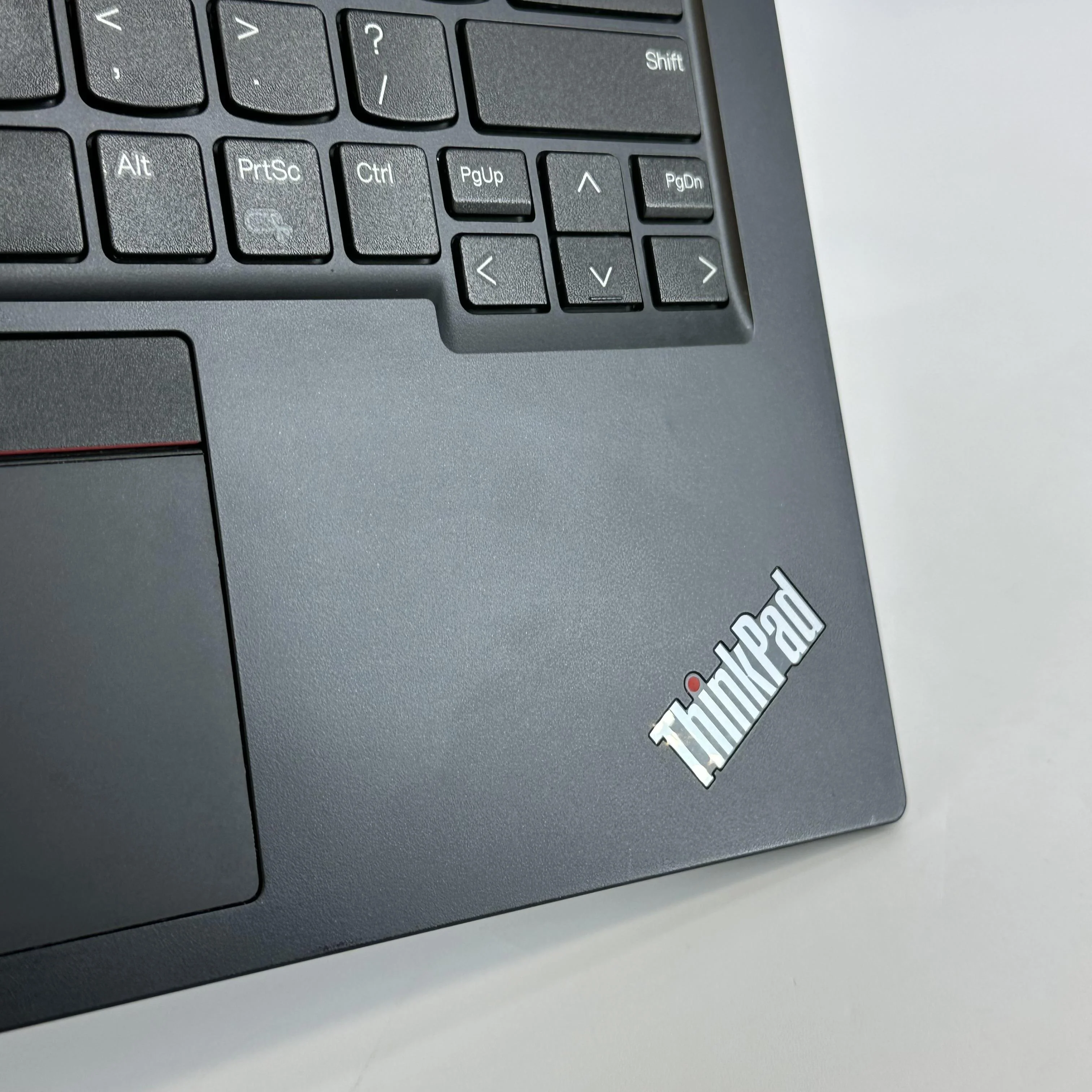 Lenovo ThinkPad E14 Gen 5 Black 2.0 GHz AMD Ryzen 5 7530U 8GB RAM 256GB Solid State Drive - Image 6
