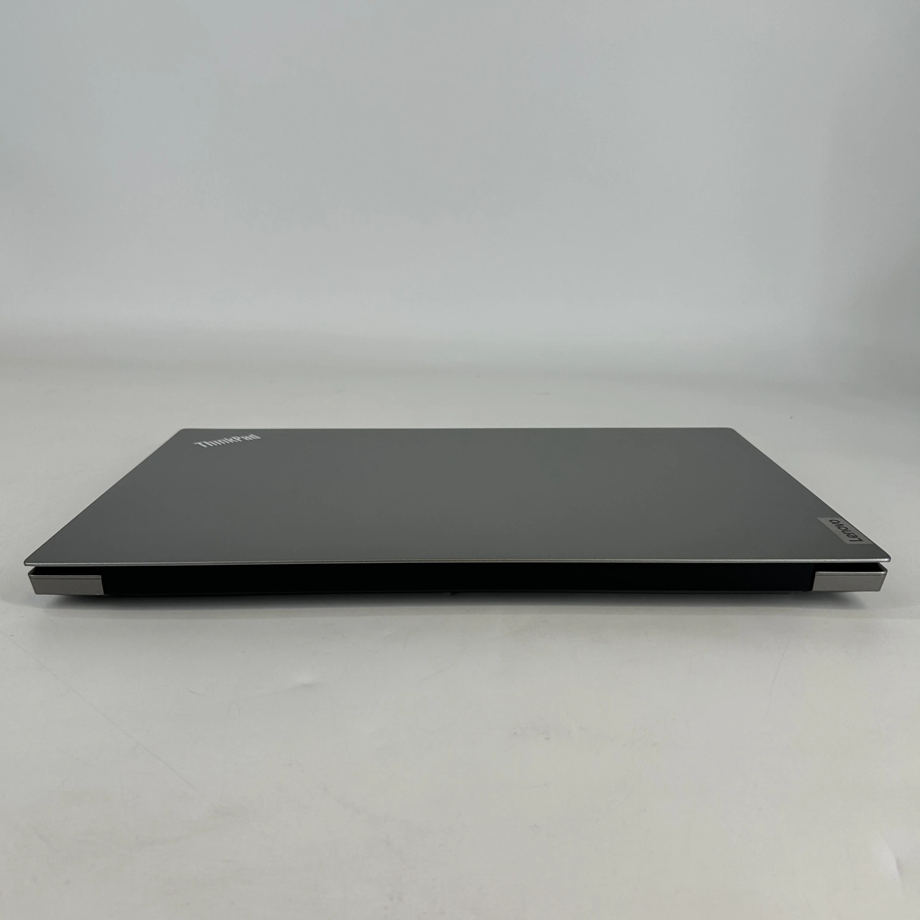 Lenovo ThinkPad E15 Gen 4 Silver 1.3 GHz Intel Core i5 12th Gen. 16GB RAM 256GB Solid State Drive - Image 4
