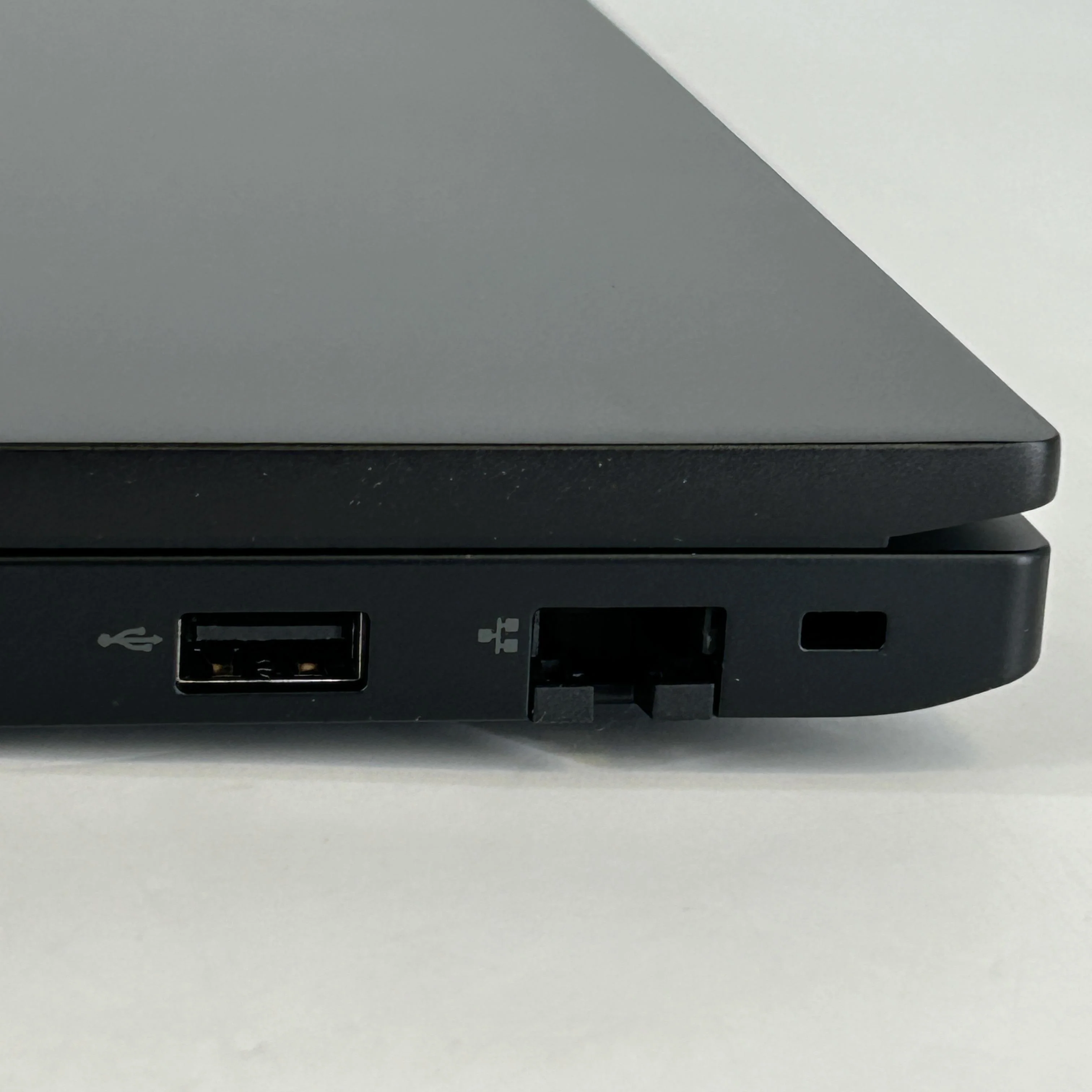 Lenovo ThinkPad E16 Gen 1 Black 1.3 GHz Intel Core i5 13th Gen. 16GB RAM 256GB Solid State Drive - Image 8