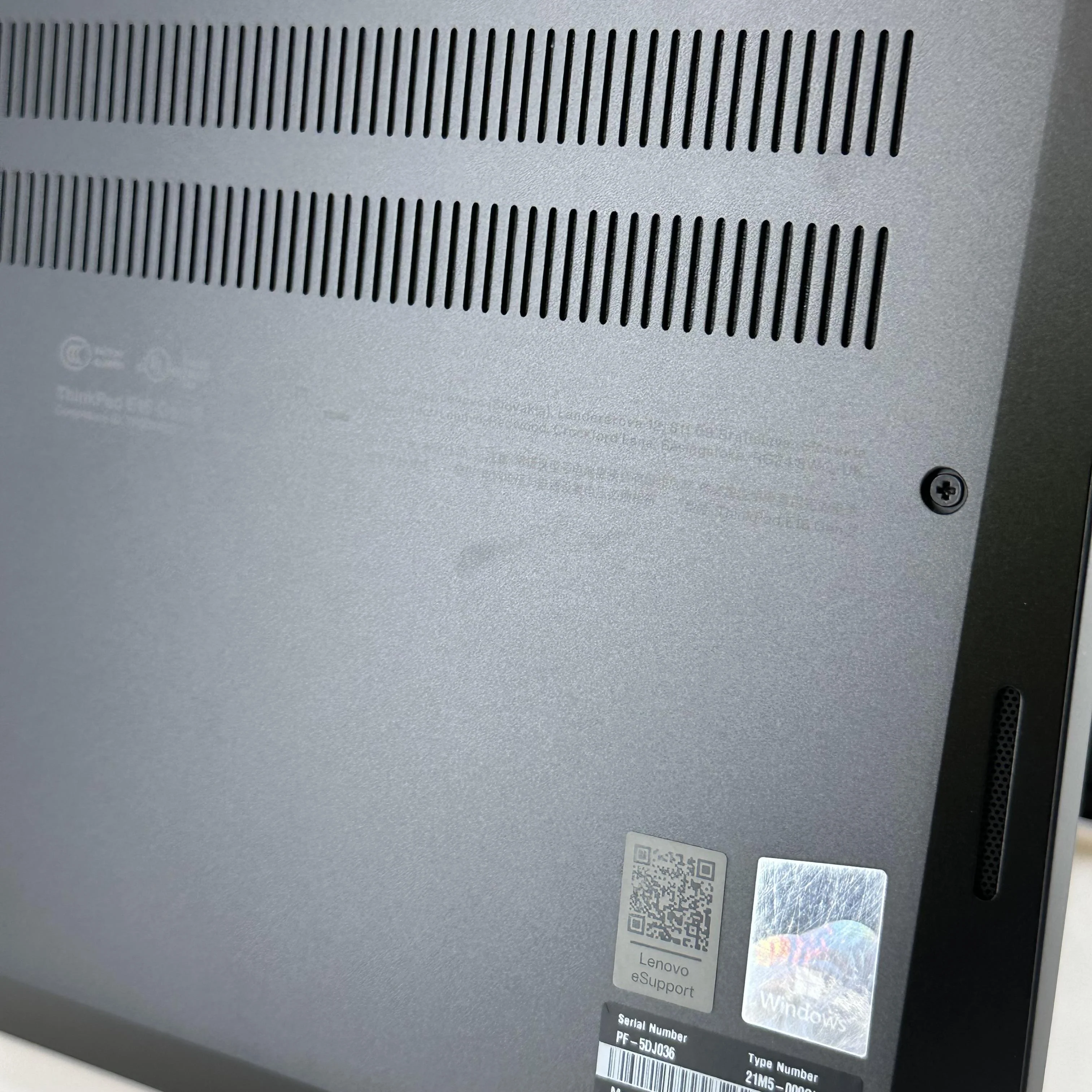Lenovo ThinkPad E16 Gen 2 Black 2.9 GHz AMD Ryzen 5 7535U 8GB RAM 256GB Solid State Drive - Image 6