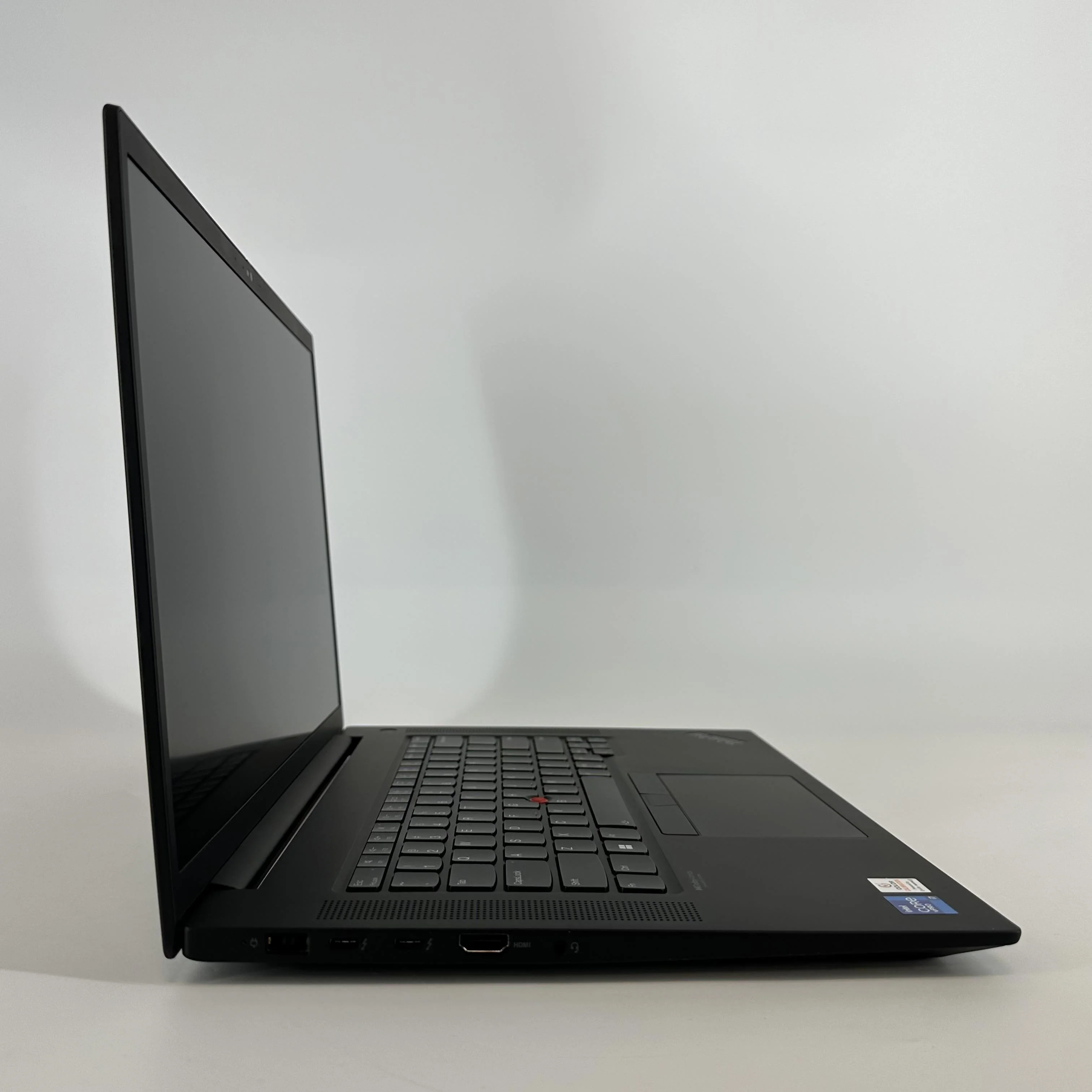 Lenovo ThinkPad P1 Gen 4 16 2021 Black 2.5 GHz Intel Core i7 11th Gen. 32GB RAM 1TB Solid State Drive NVIDIA RTX A3000 6 GB - Image 3