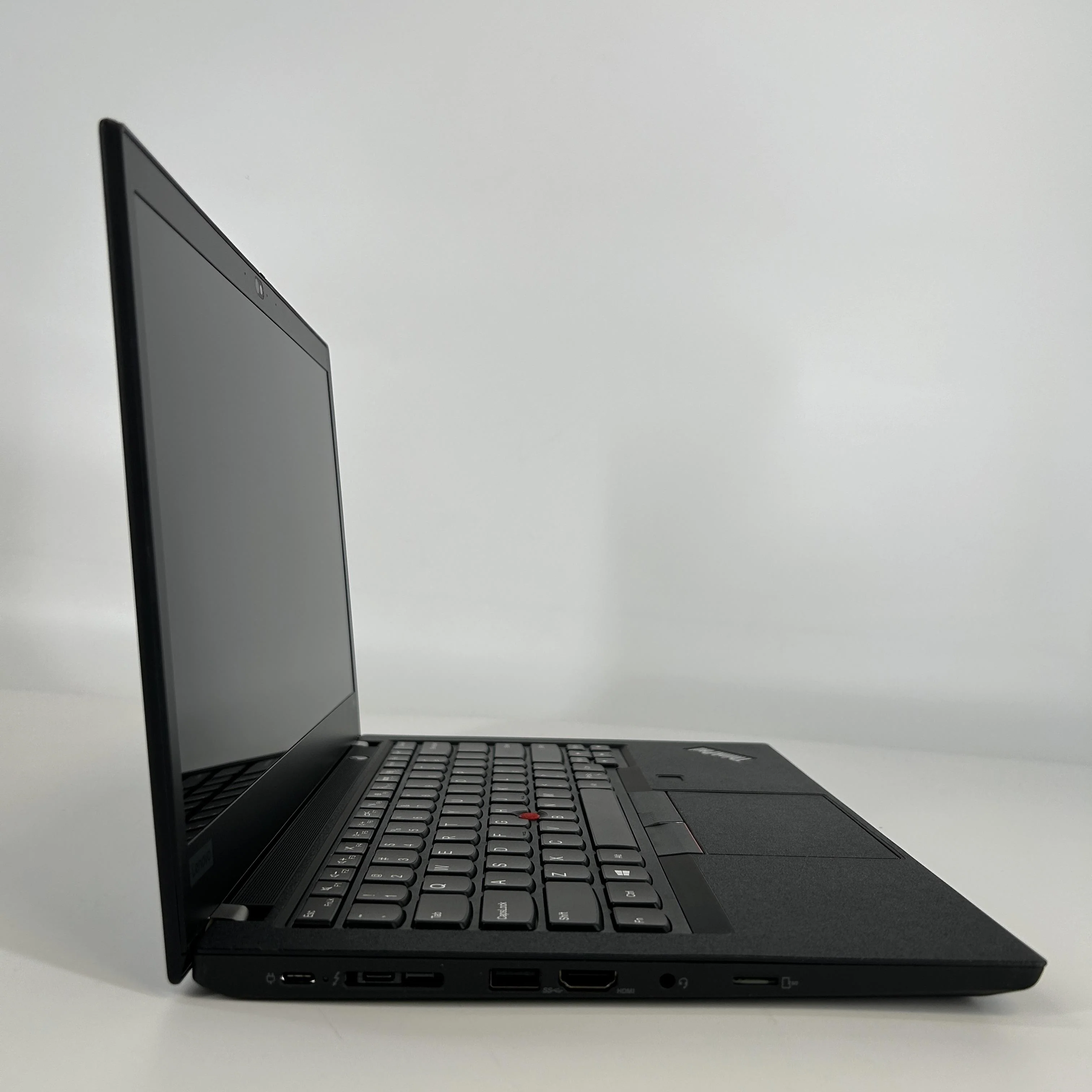 Lenovo ThinkPad P14s Gen 1 Black 1.8 GHz Intel Core i7 10th Gen. 32GB RAM 1TB Solid State Drive NVIDIA Quadro P520 2 GB - Image 2