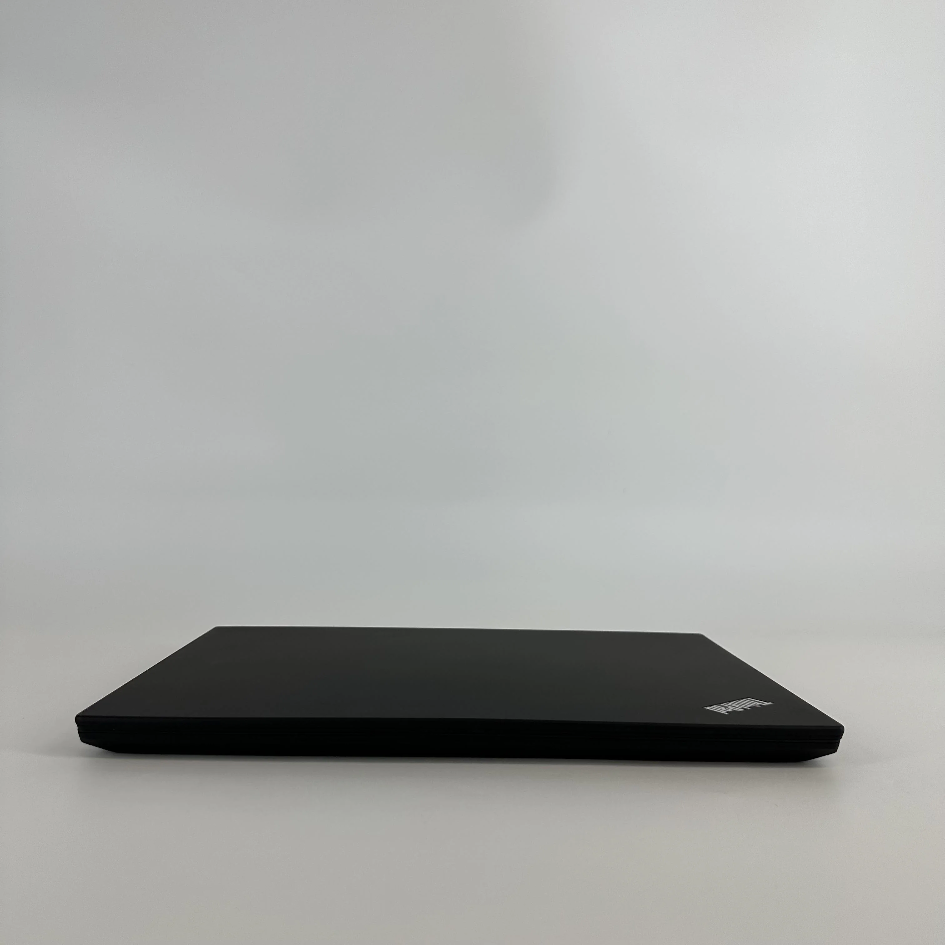 Lenovo ThinkPad P14s Gen 2 Black 1.9 GHz AMD Ryzen 7 Pro 5850U 32GB RAM 1TB Solid State Drive - Image 9