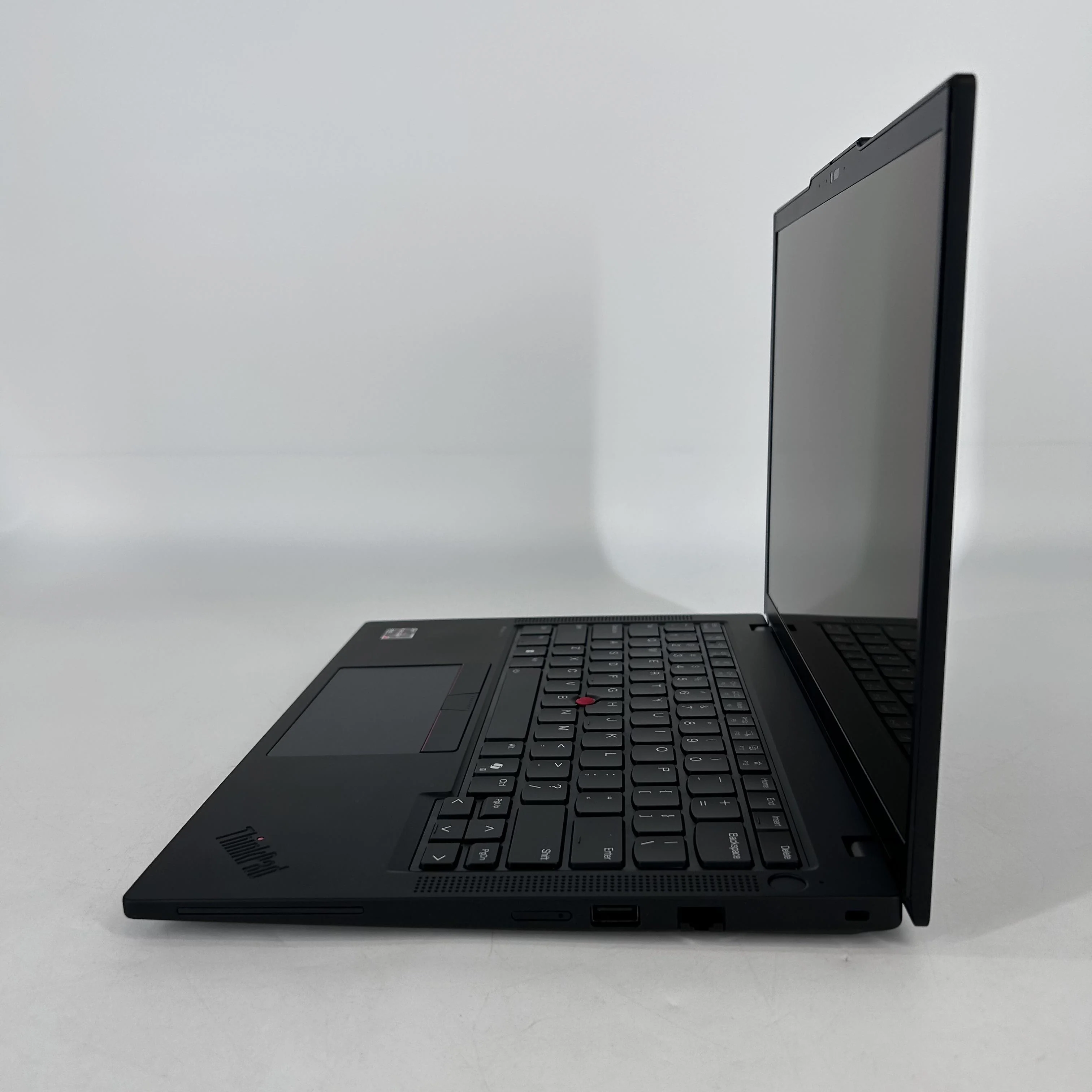 Lenovo ThinkPad P14s Gen 5 Black 3.3 GHz AMD Ryzen 7 Pro 8840HS 64GB RAM 1TB Solid State Drive - Image 6