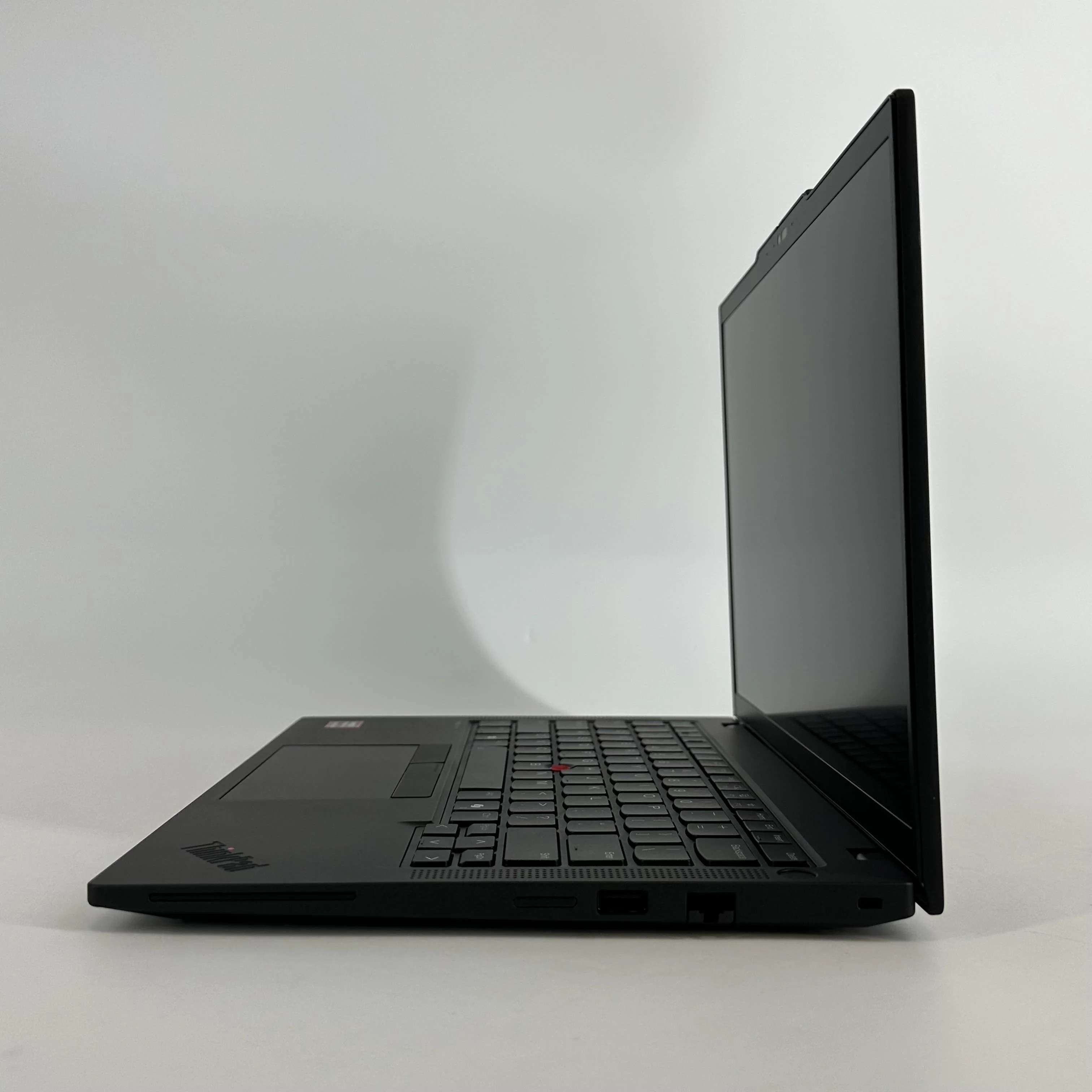 Lenovo ThinkPad P14s Gen 6 Black 2.0 GHz AMD Ryzen AI 9 HX Pro 370 96GB RAM 2TB Solid State Drive - Image 4