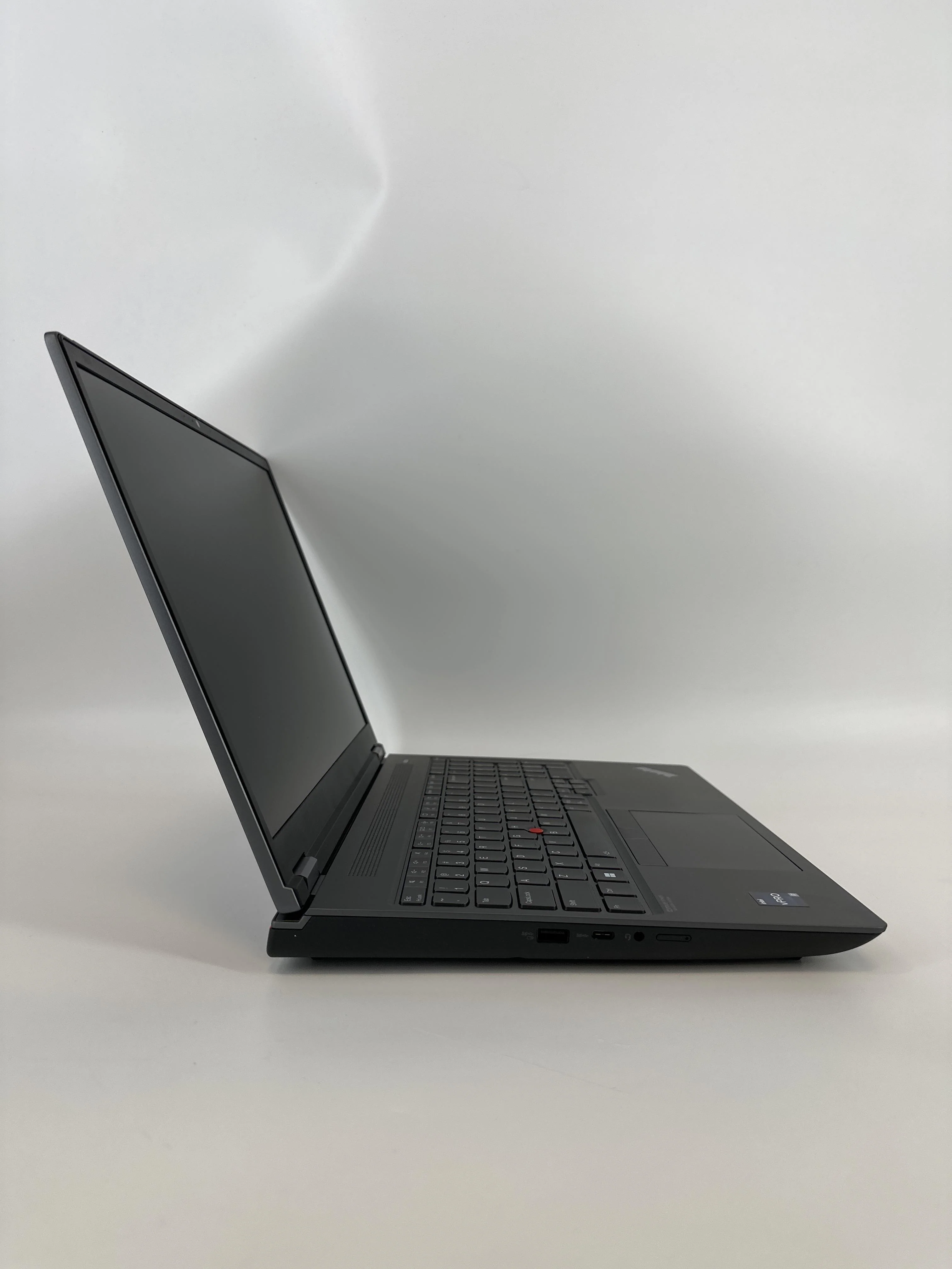 Lenovo ThinkPad P16 Gen 1 Gray 2.1 GHz Intel Core i7 12th Gen. 64GB RAM 1TB Solid State Drive NVIDIA RTX A3000 12 GB - Image 3