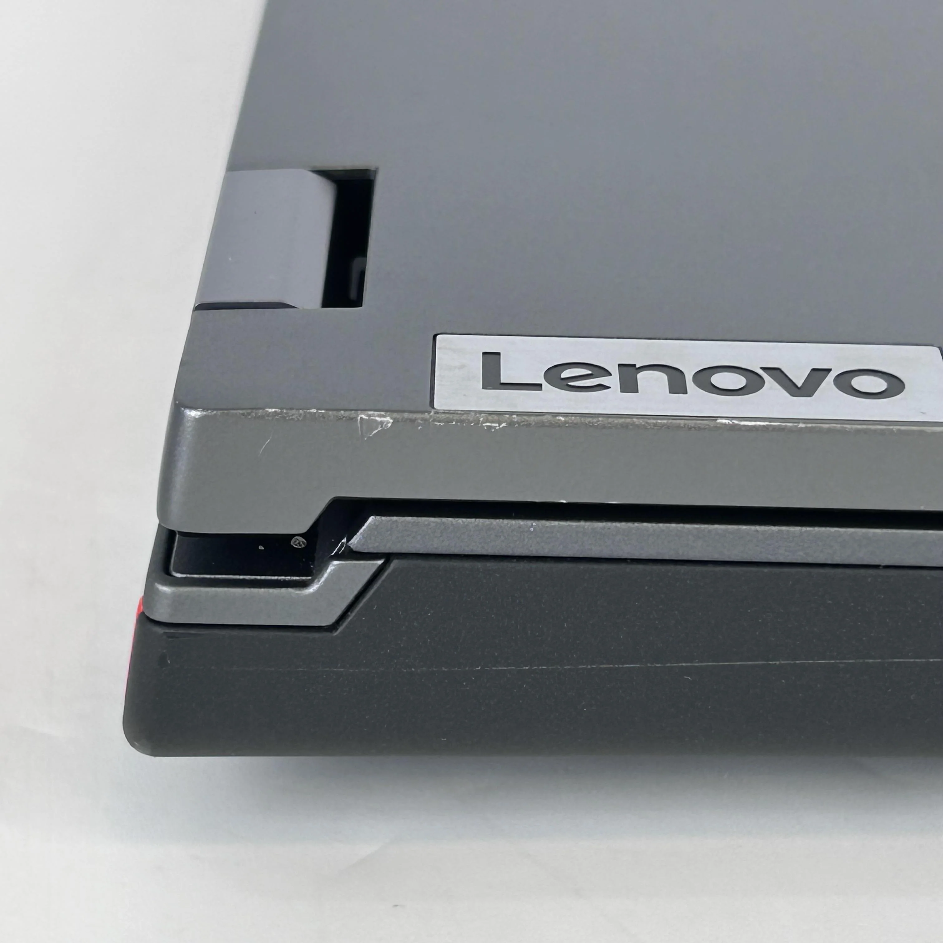 Lenovo ThinkPad P16 Gen 2 Gray 2.1 GHz Intel Core i7 14th Gen. 32GB RAM 1TB Solid State Drive NVIDIA RTX 2000 Ada 8 GB - Image 20