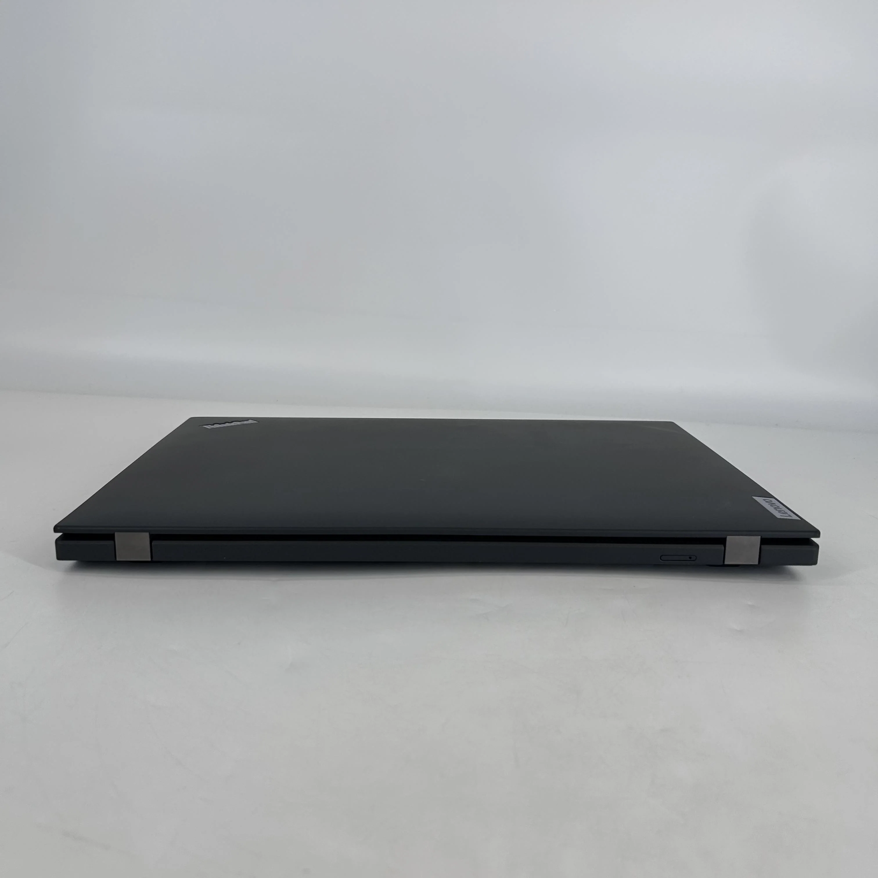 Lenovo ThinkPad P16s Gen 1 Black 2.1 GHz Intel Core i7 12th Gen. 16GB RAM 512GB Solid State Drive NVIDIA T550 4 GB - Image 8