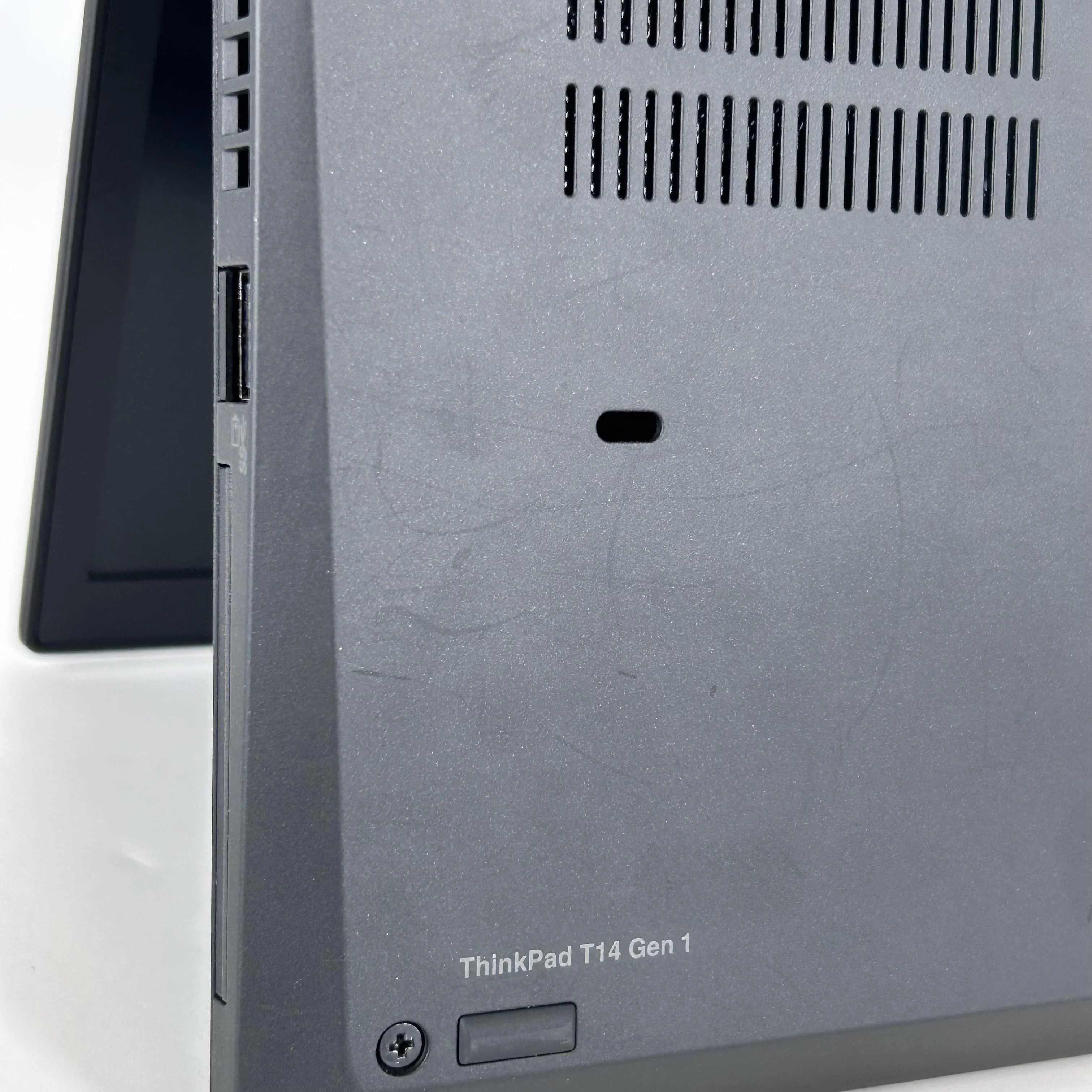 Lenovo ThinkPad T14 Gen 1 Black 1.6 GHz Intel Core i5 10th Gen. 8GB RAM 250GB Solid State Drive - Image 15